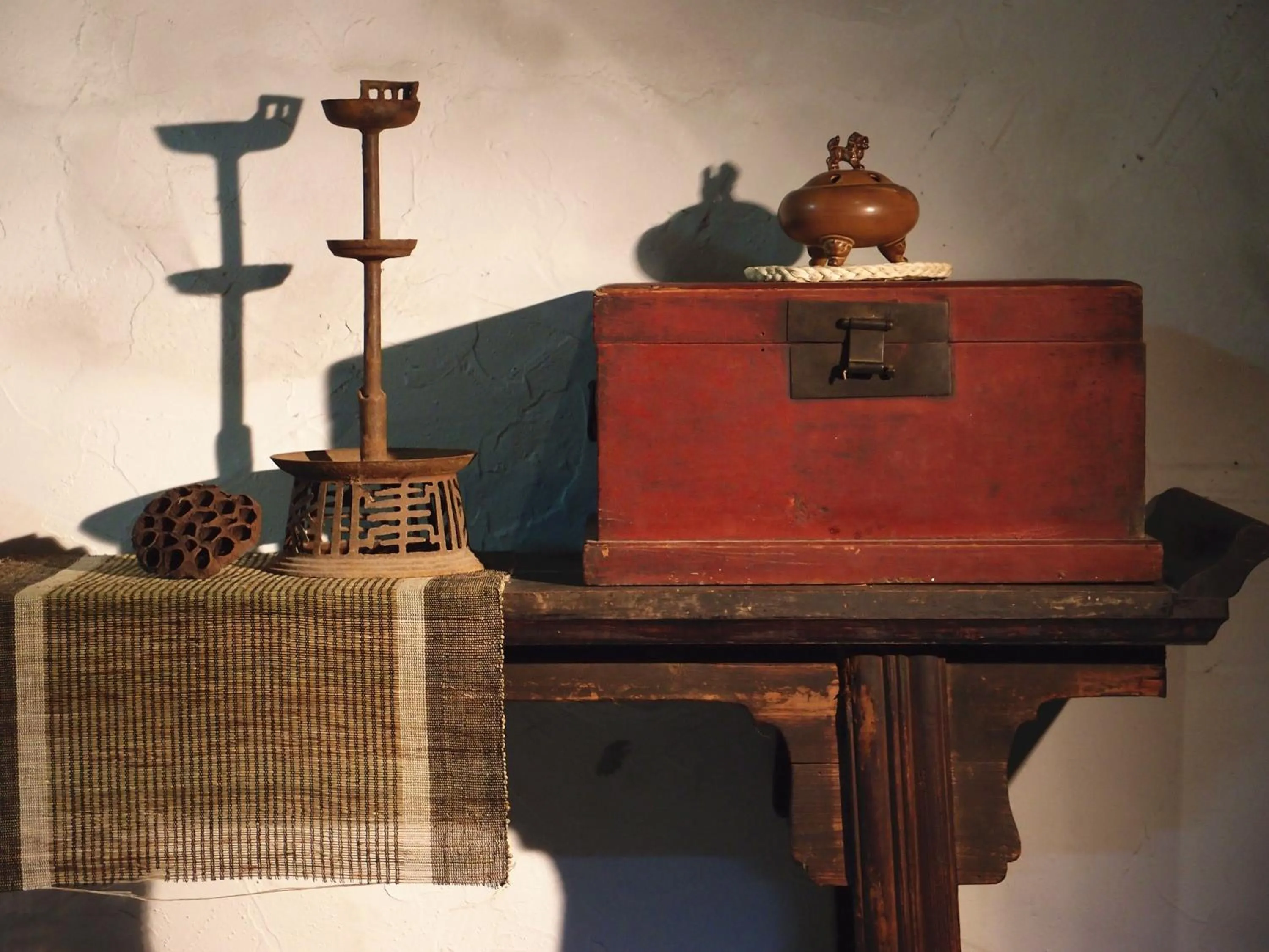 Decorative detail in WuYuan QiYe YanXiang Guesthouse