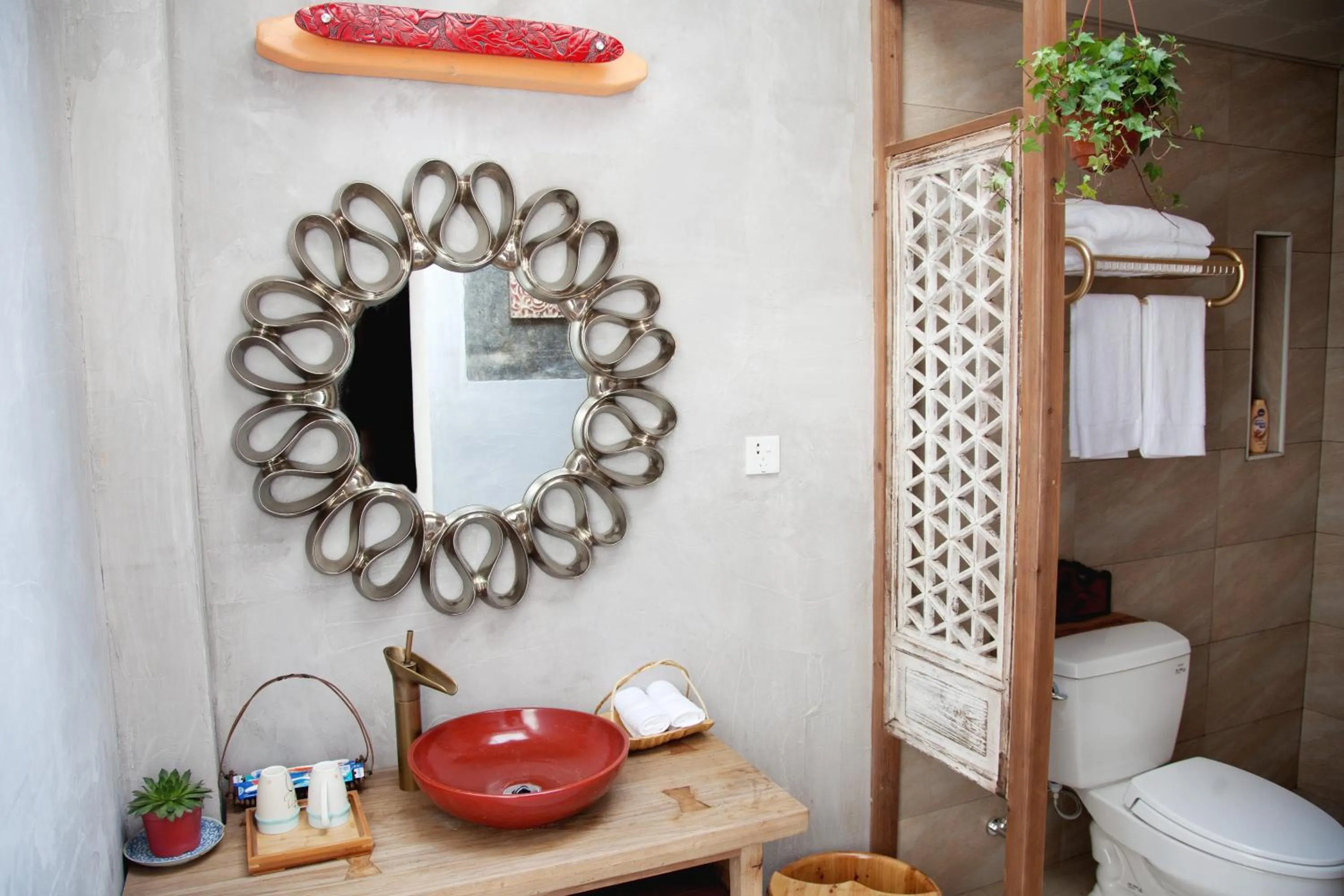 Bathroom in WuYuan QiYe YanXiang Guesthouse