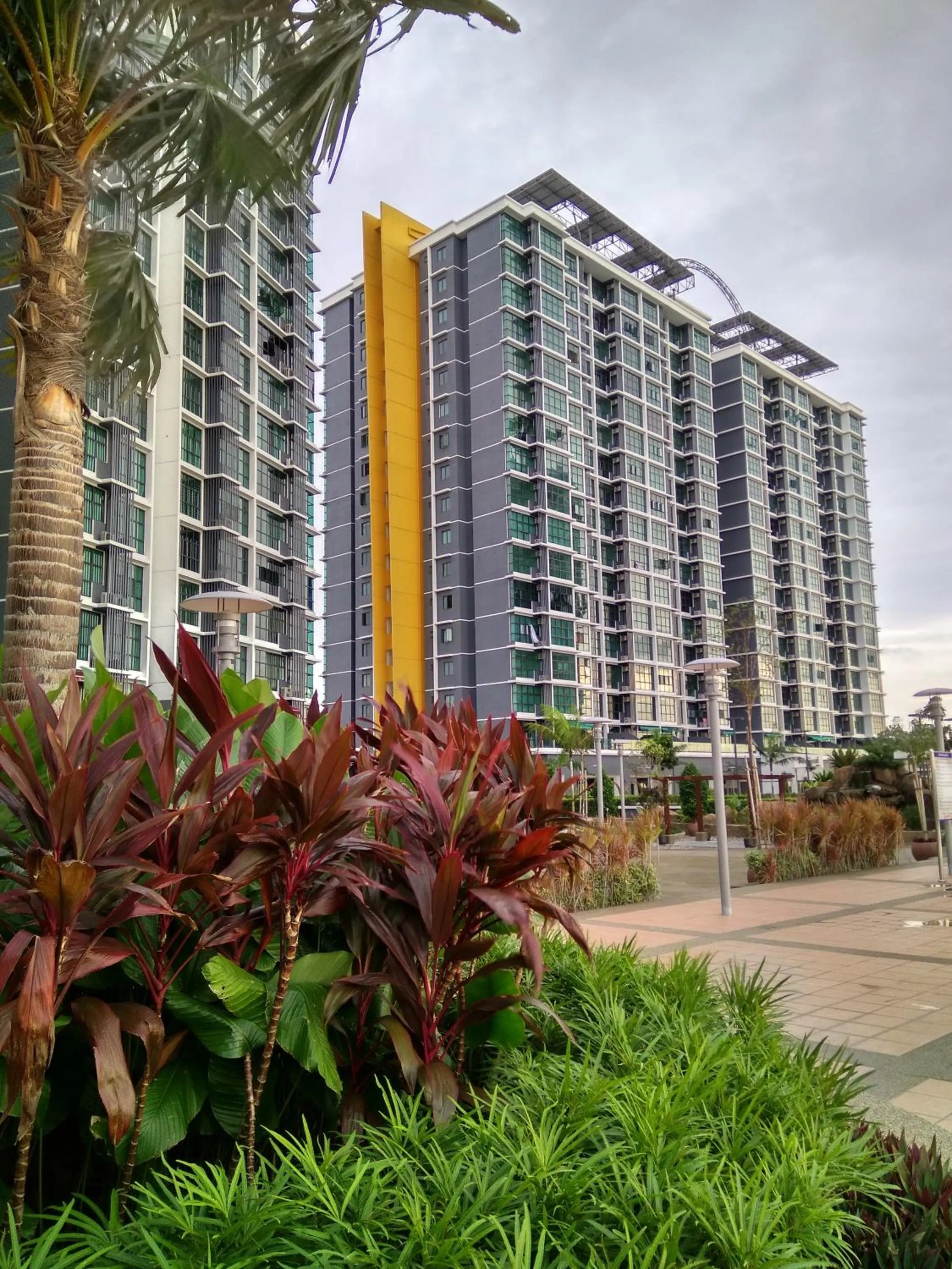 Property building in Shah Suites Vista Alam