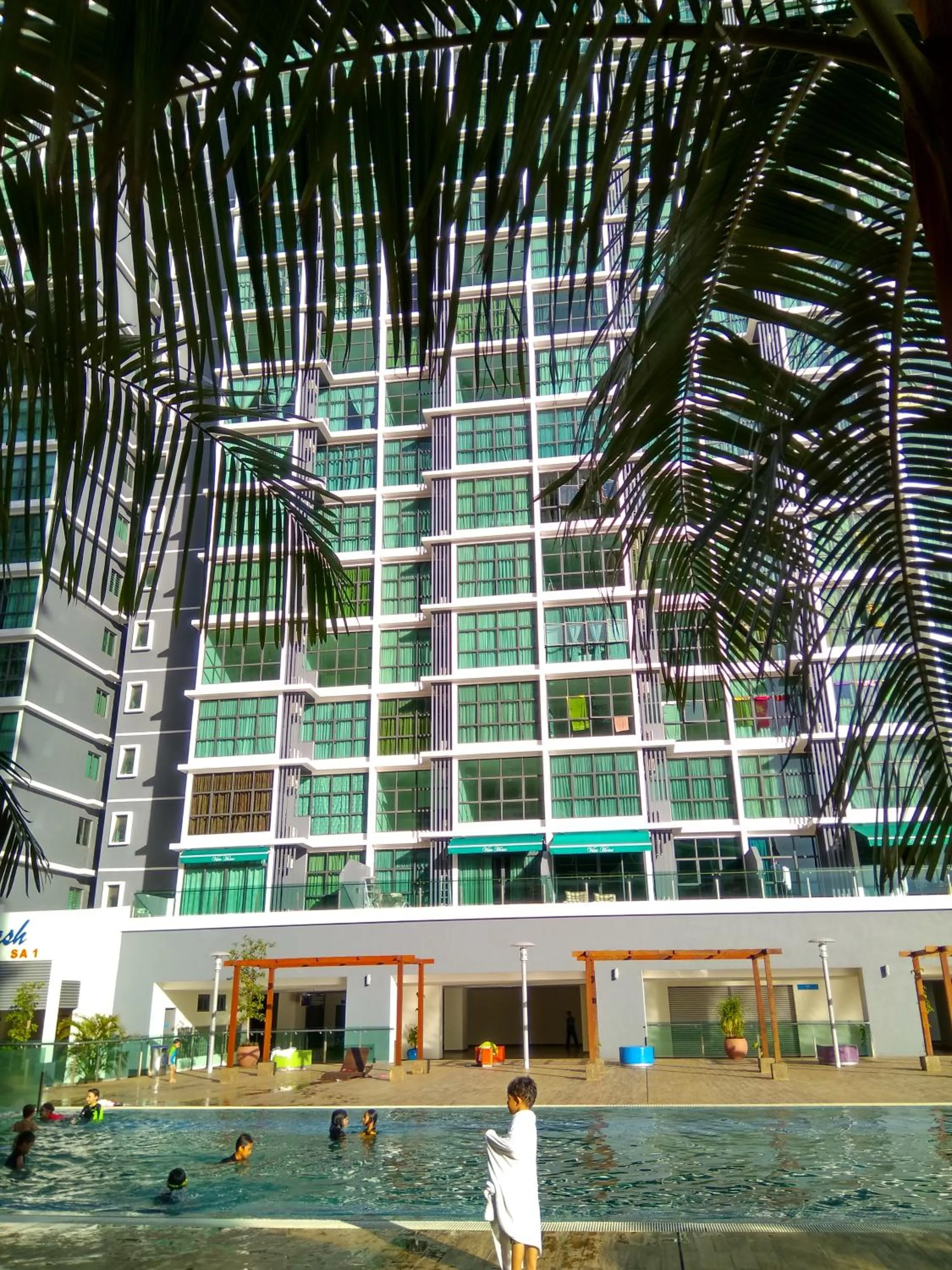 Property building in Shah Suites Vista Alam