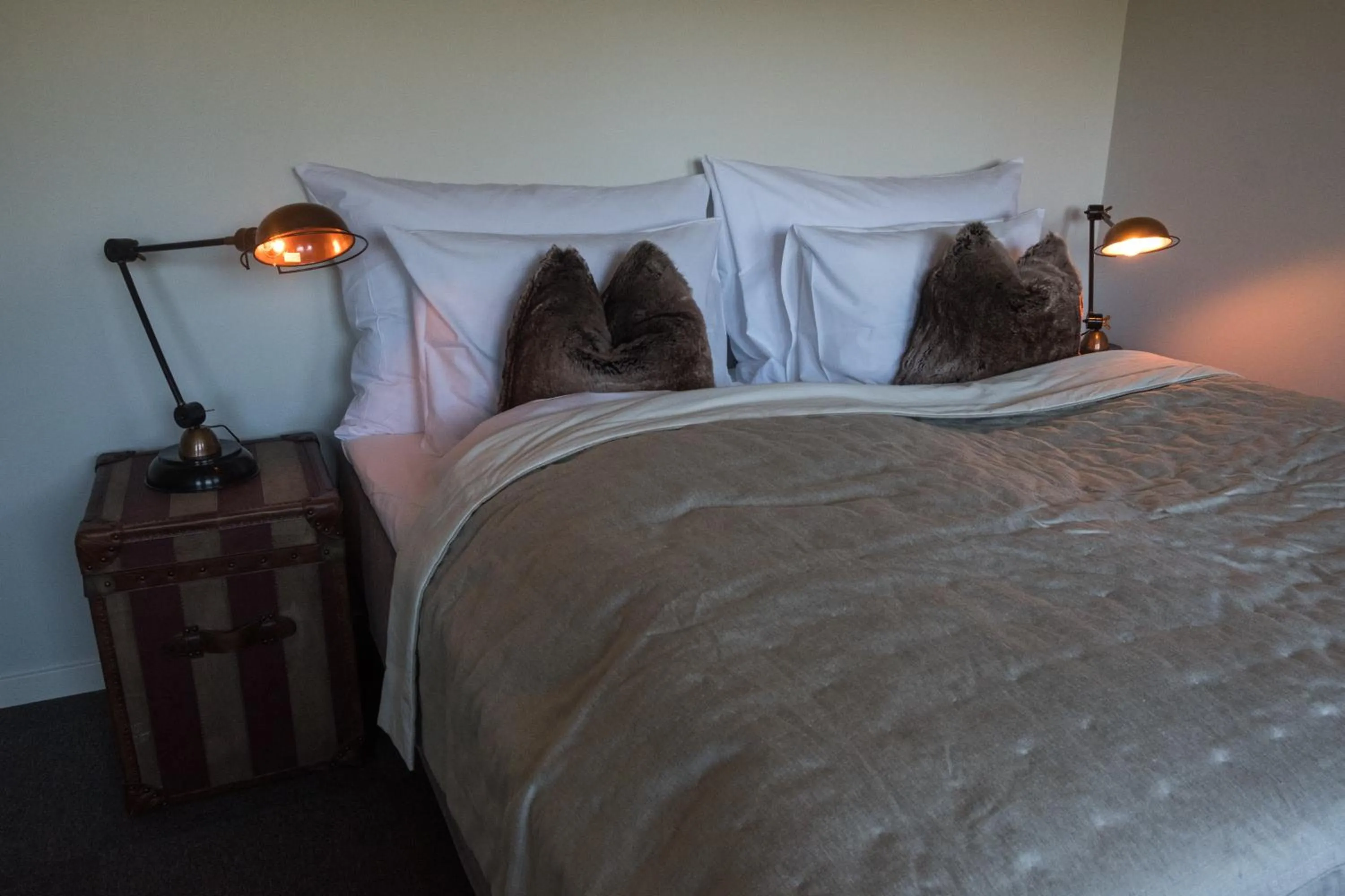 Bed in Blåtind Boutique Hotel