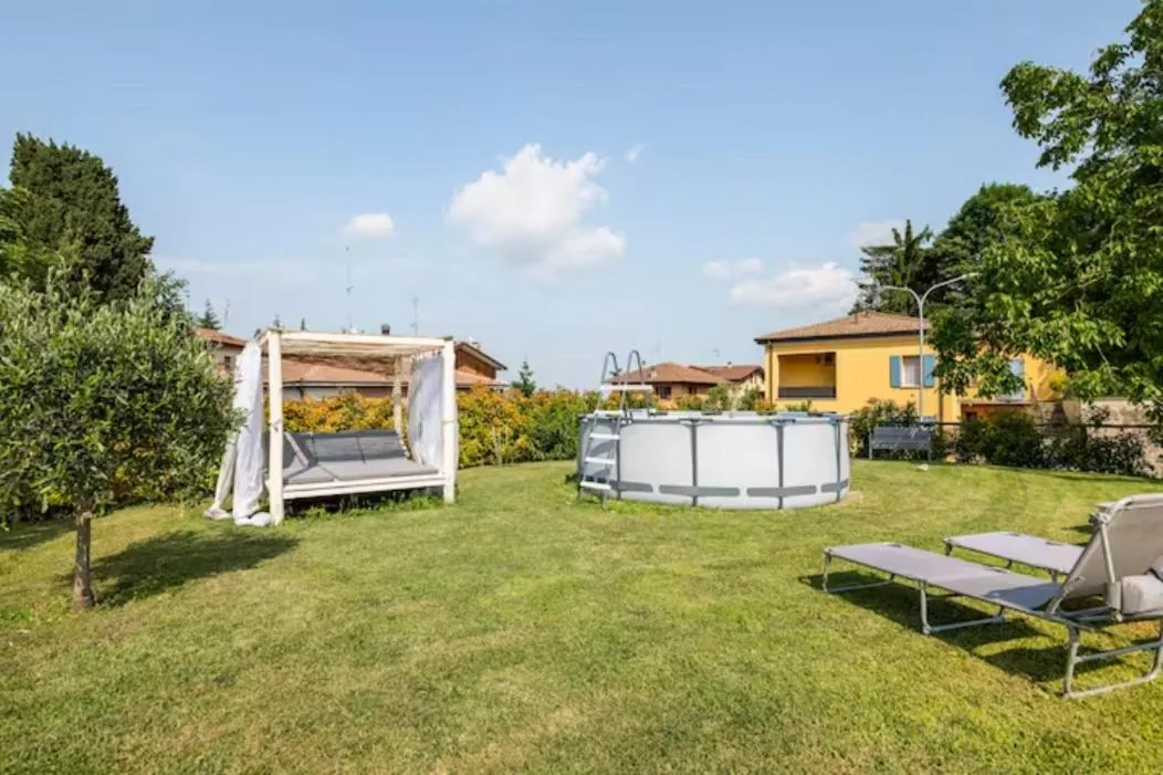 Public Bath in Villa Dacia