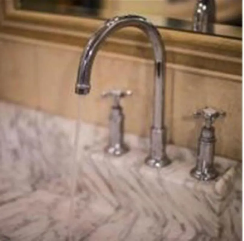 Bathroom in Villa Dacia