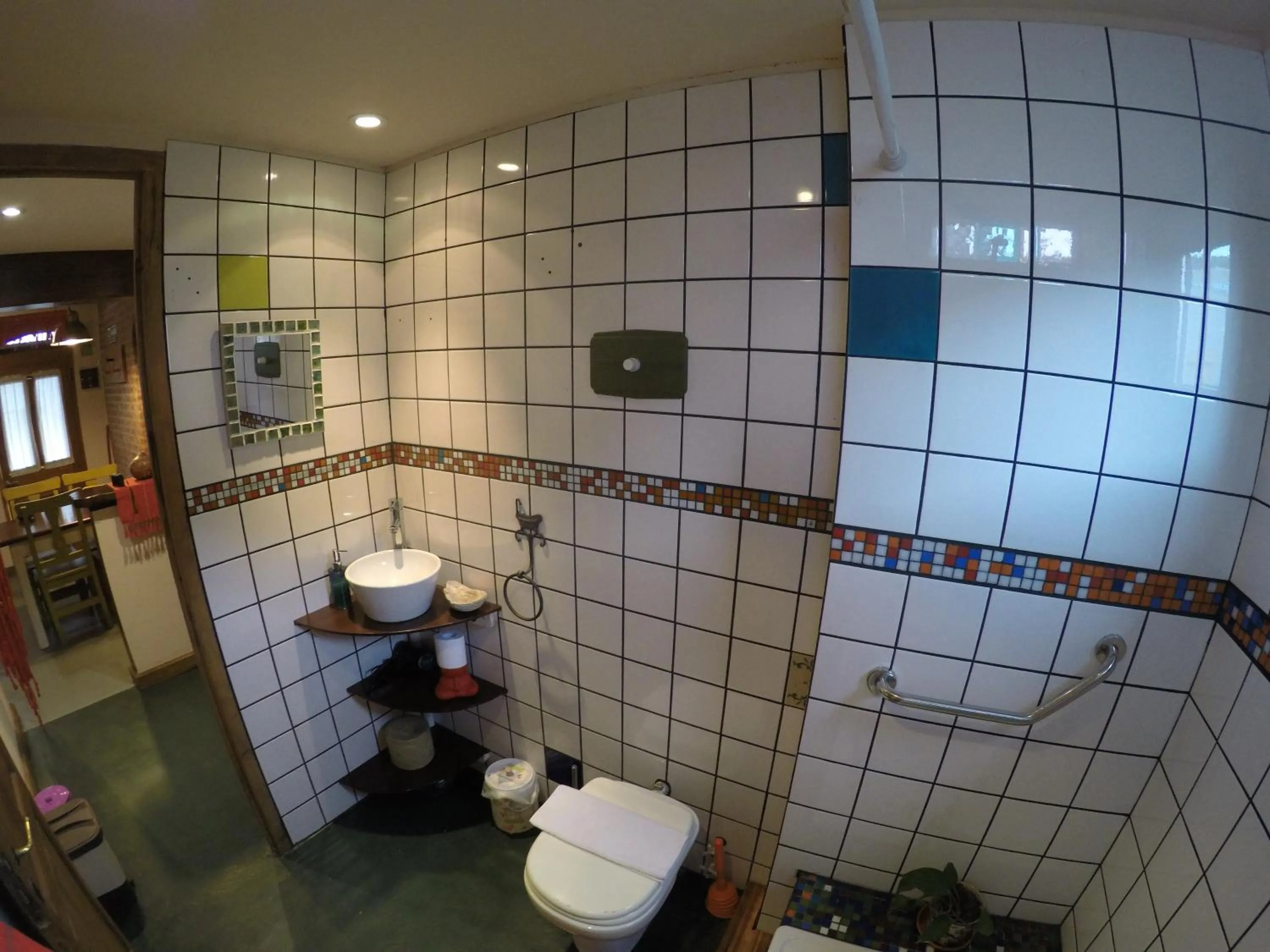 Bathroom in CasaAndina Chalten