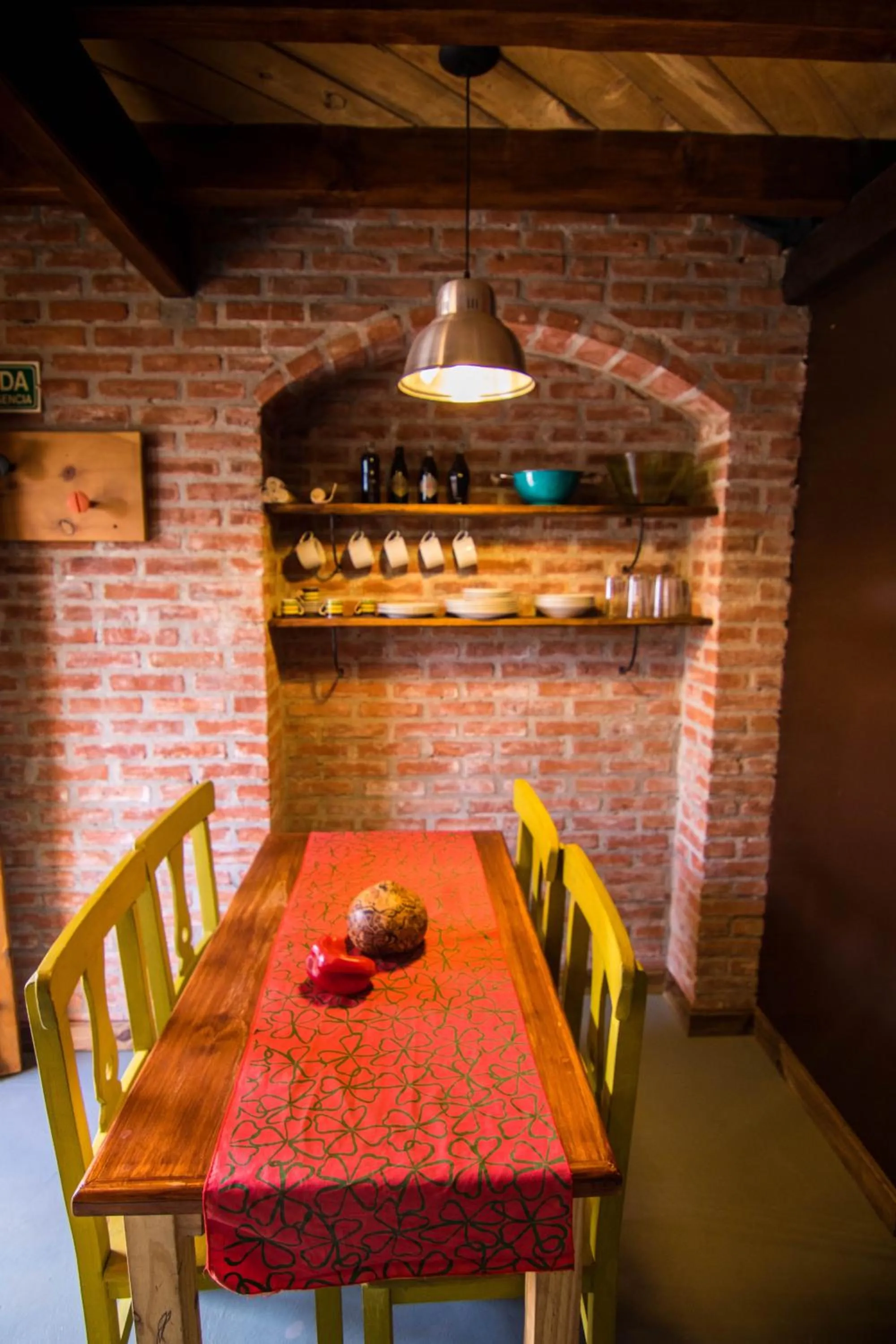 Dining area in CasaAndina Chalten