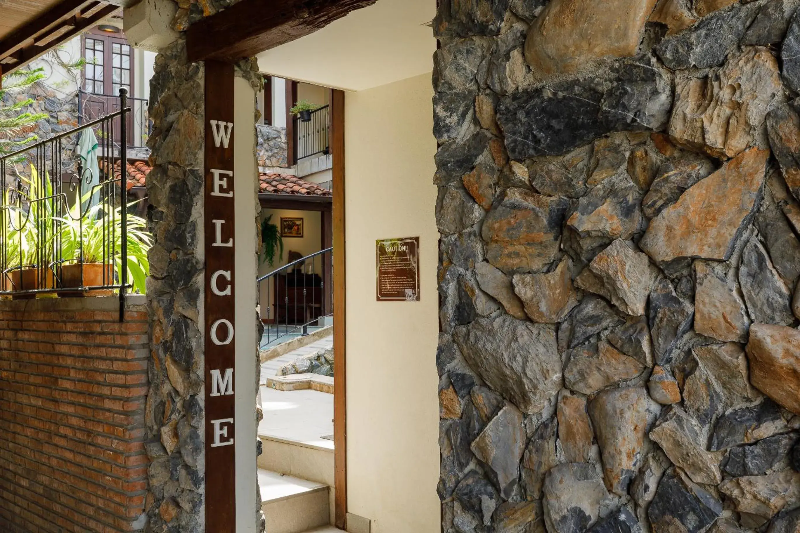 Facade/entrance in Le Charcoa Hotel Facade/entrance in Le Charcoa Hotel