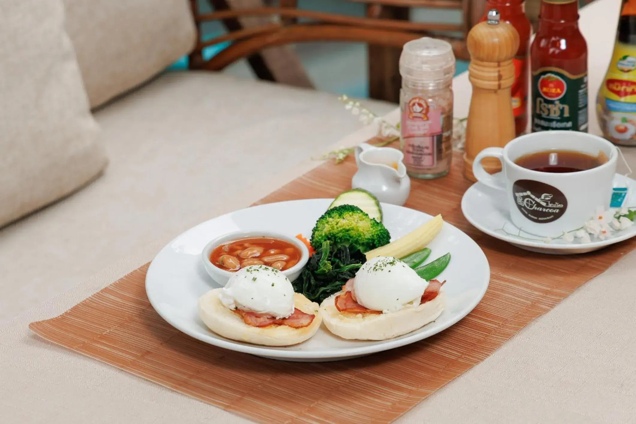 Breakfast in Le Charcoa Hotel Breakfast in Le Charcoa Hotel