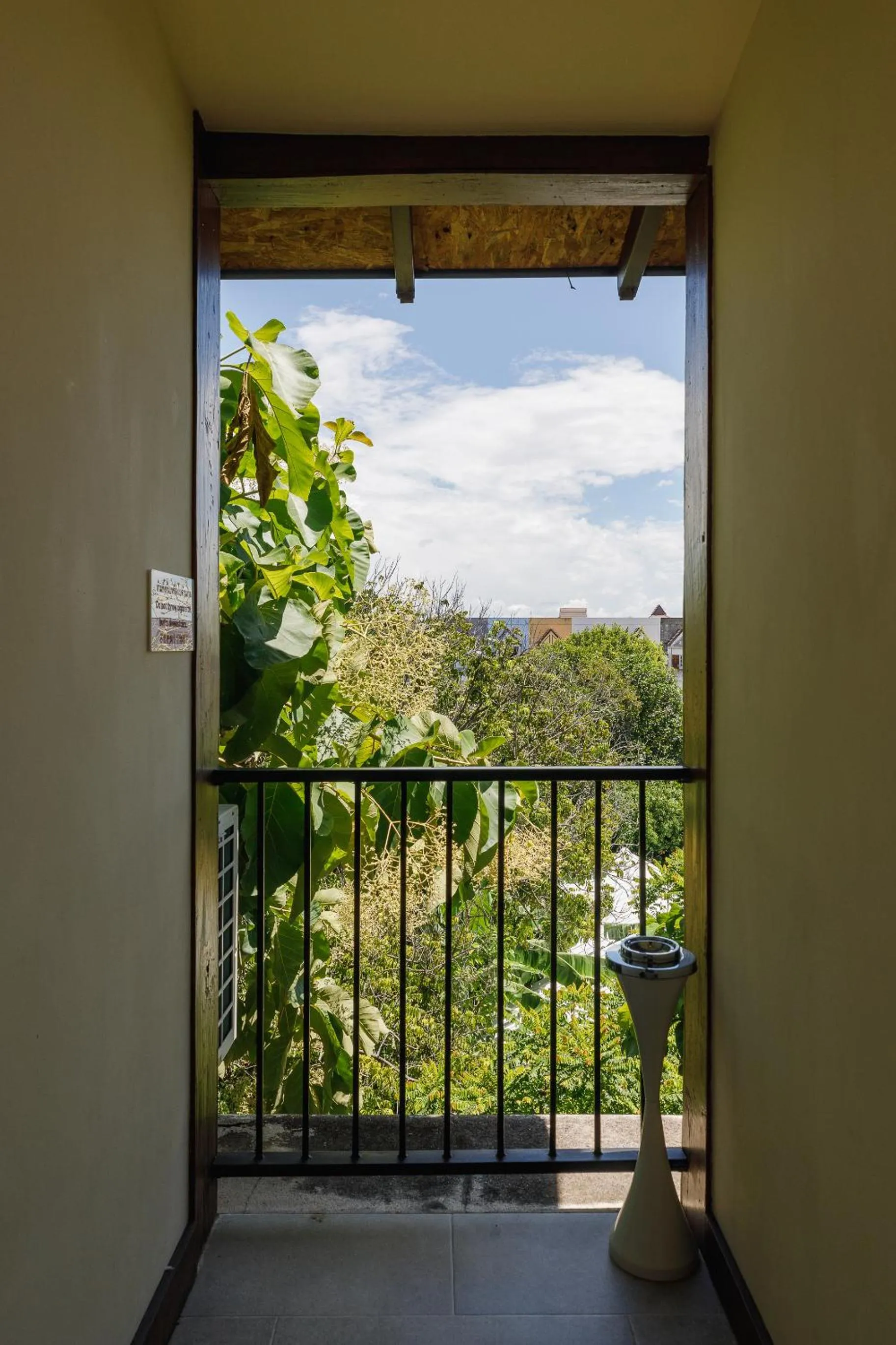 Balcony/Terrace in Le Charcoa Hotel