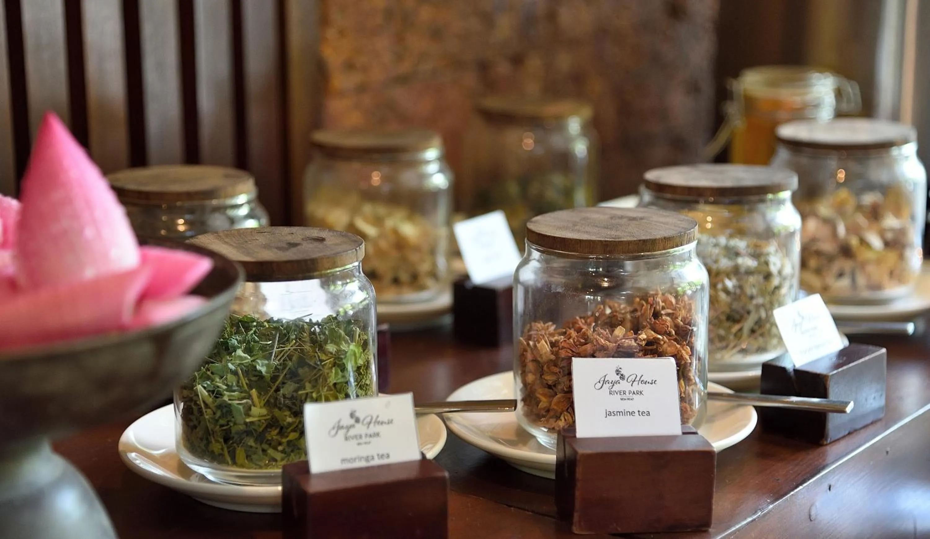 Coffee/tea facilities in Jaya House River Park Hotel