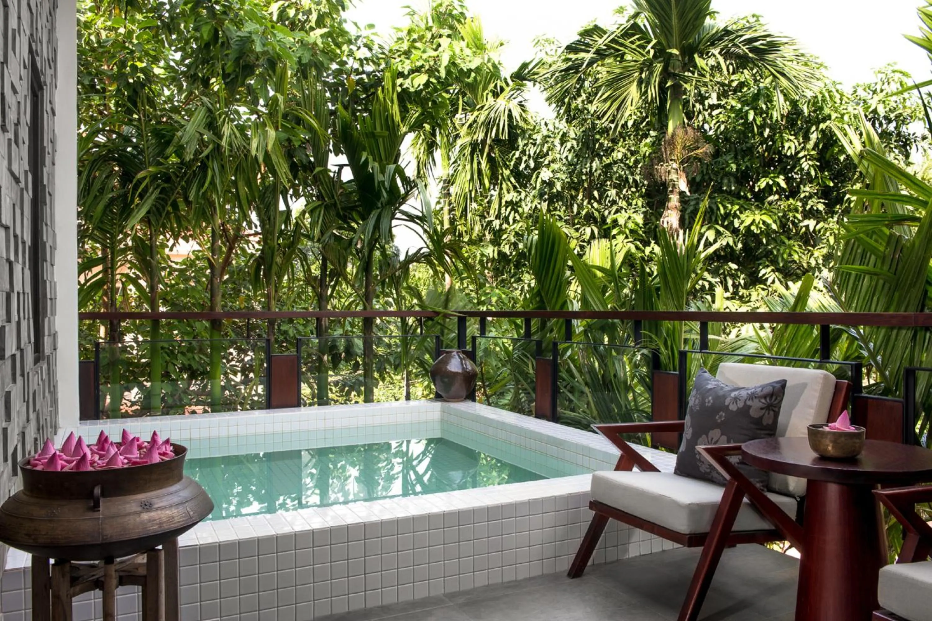 Property building in Jaya House River Park Hotel