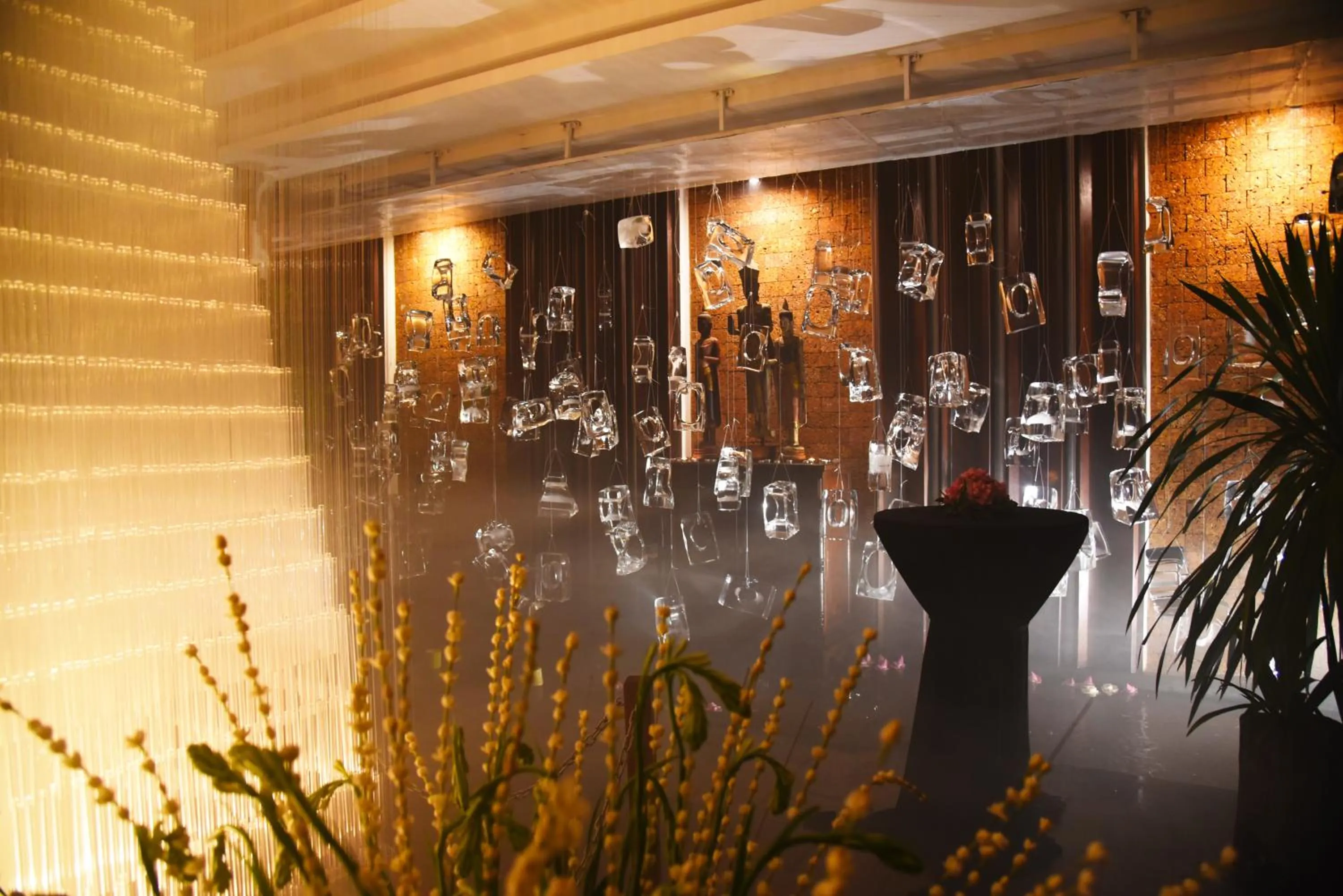 Evening entertainment in Jaya House River Park Hotel