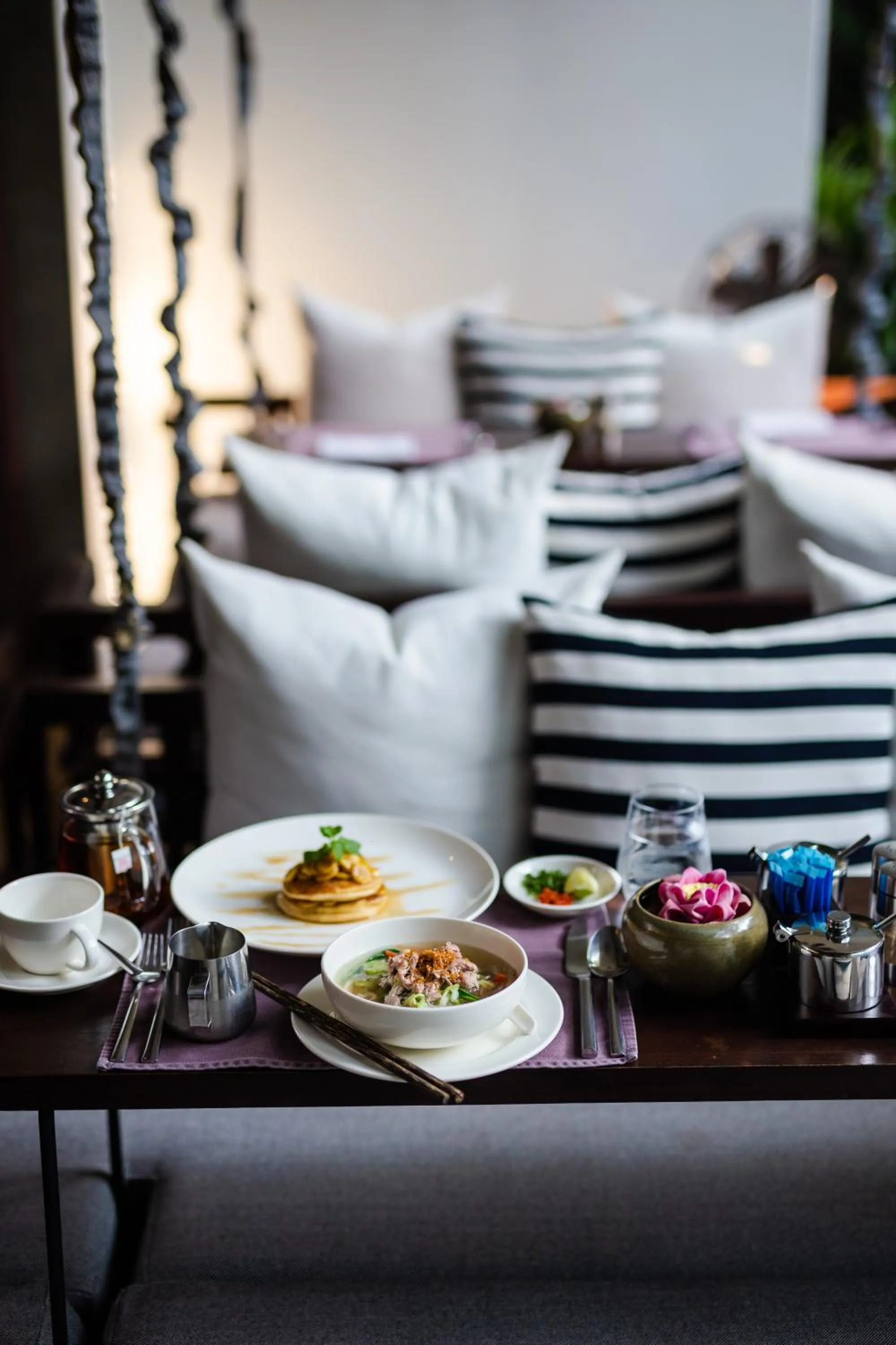 Restaurant/places to eat in Jaya House River Park Hotel