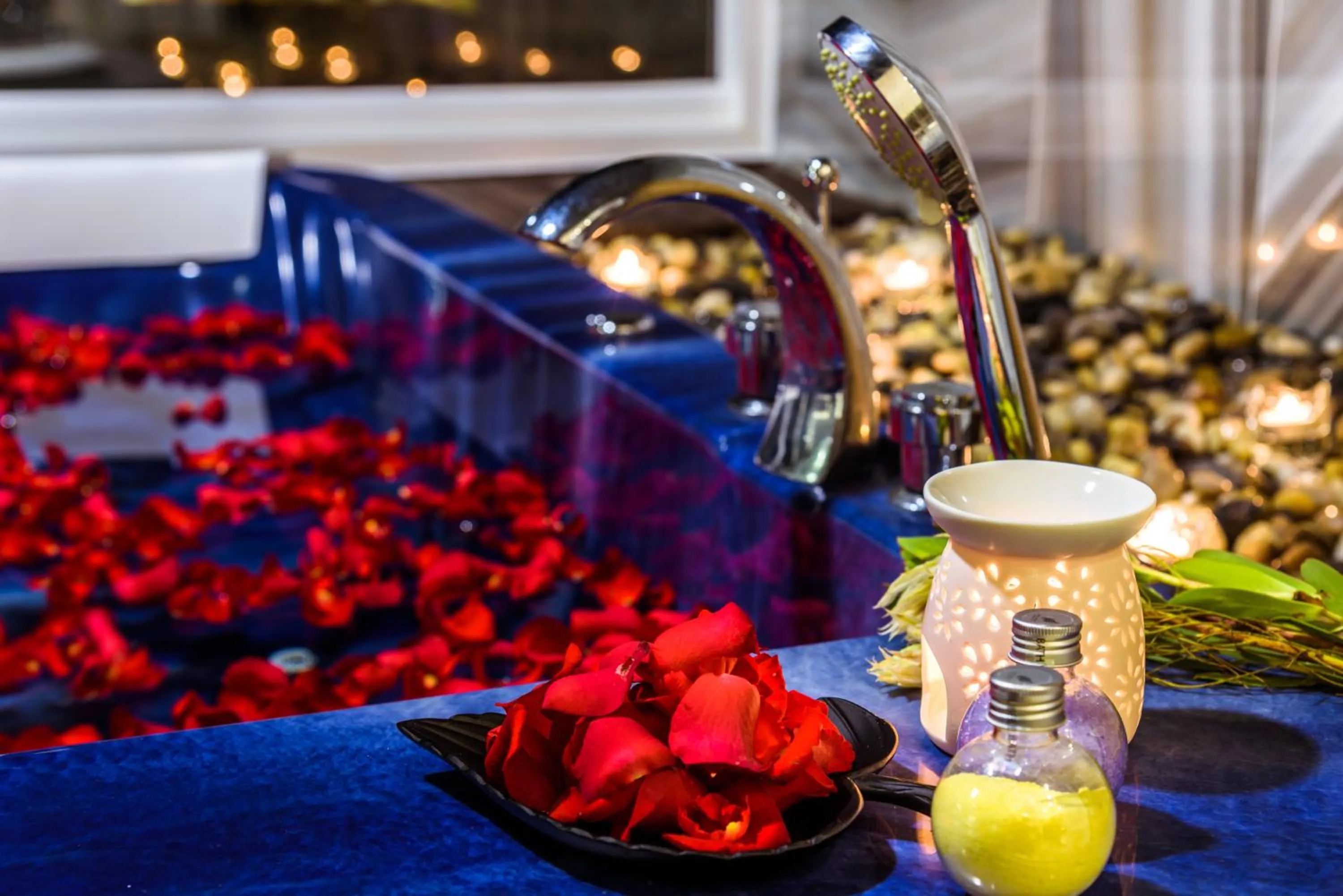 Property building in Aguila Hotel Jeju Oceano Suite