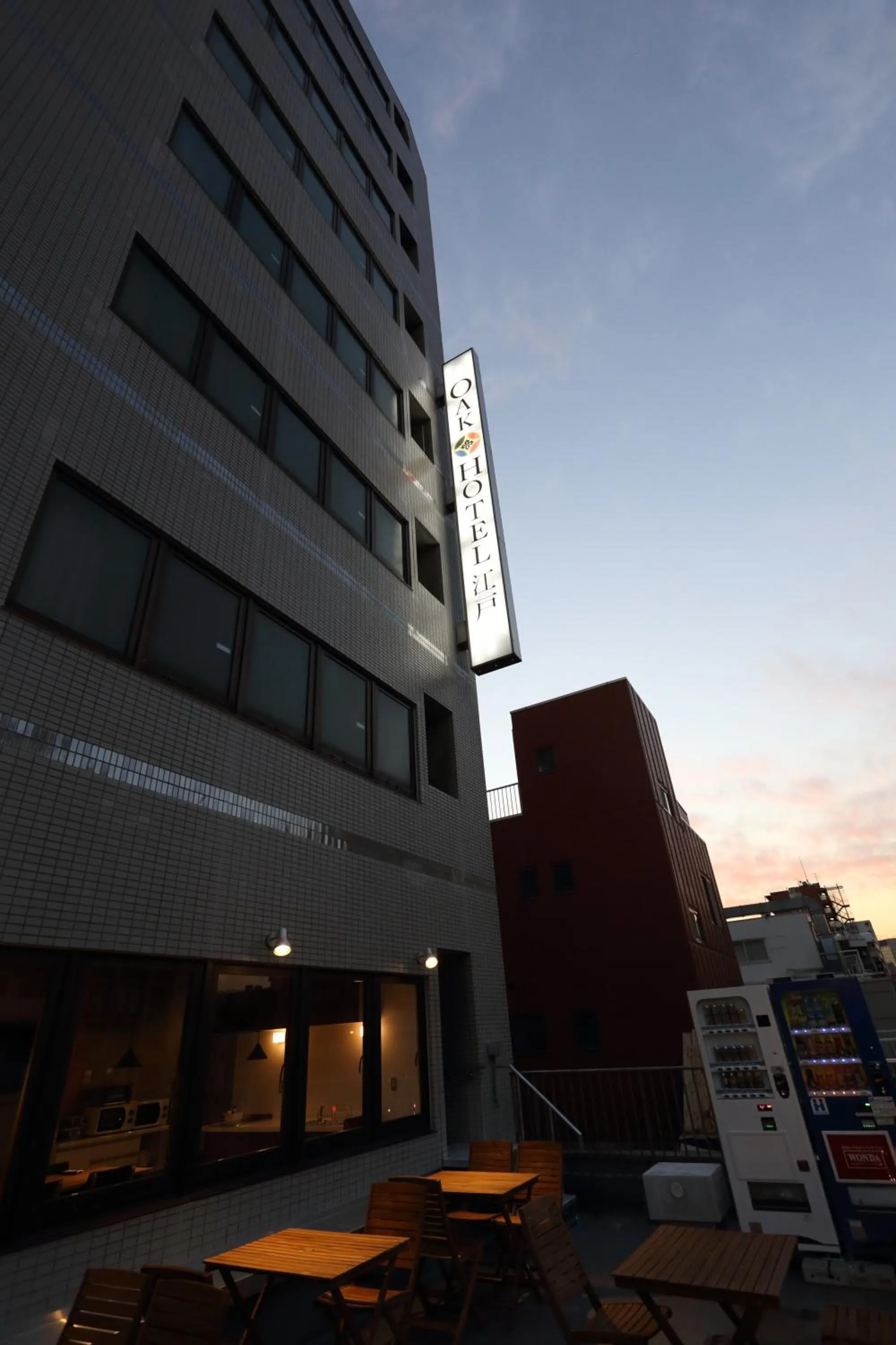 Property building in Oak Hotel Edo