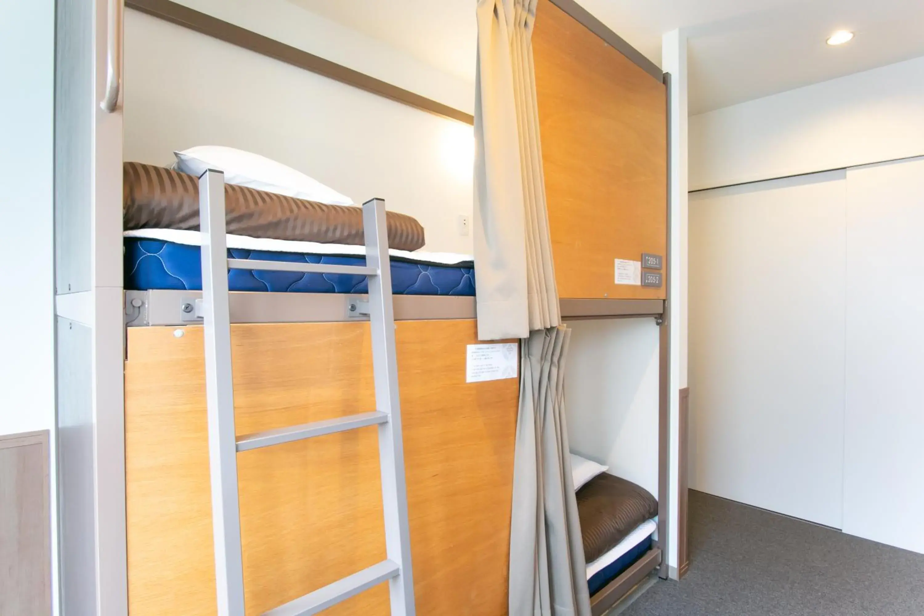 Photo of the whole room, Bed in Oak Hotel Edo Photo of the whole room, Bed in Oak Hotel Edo