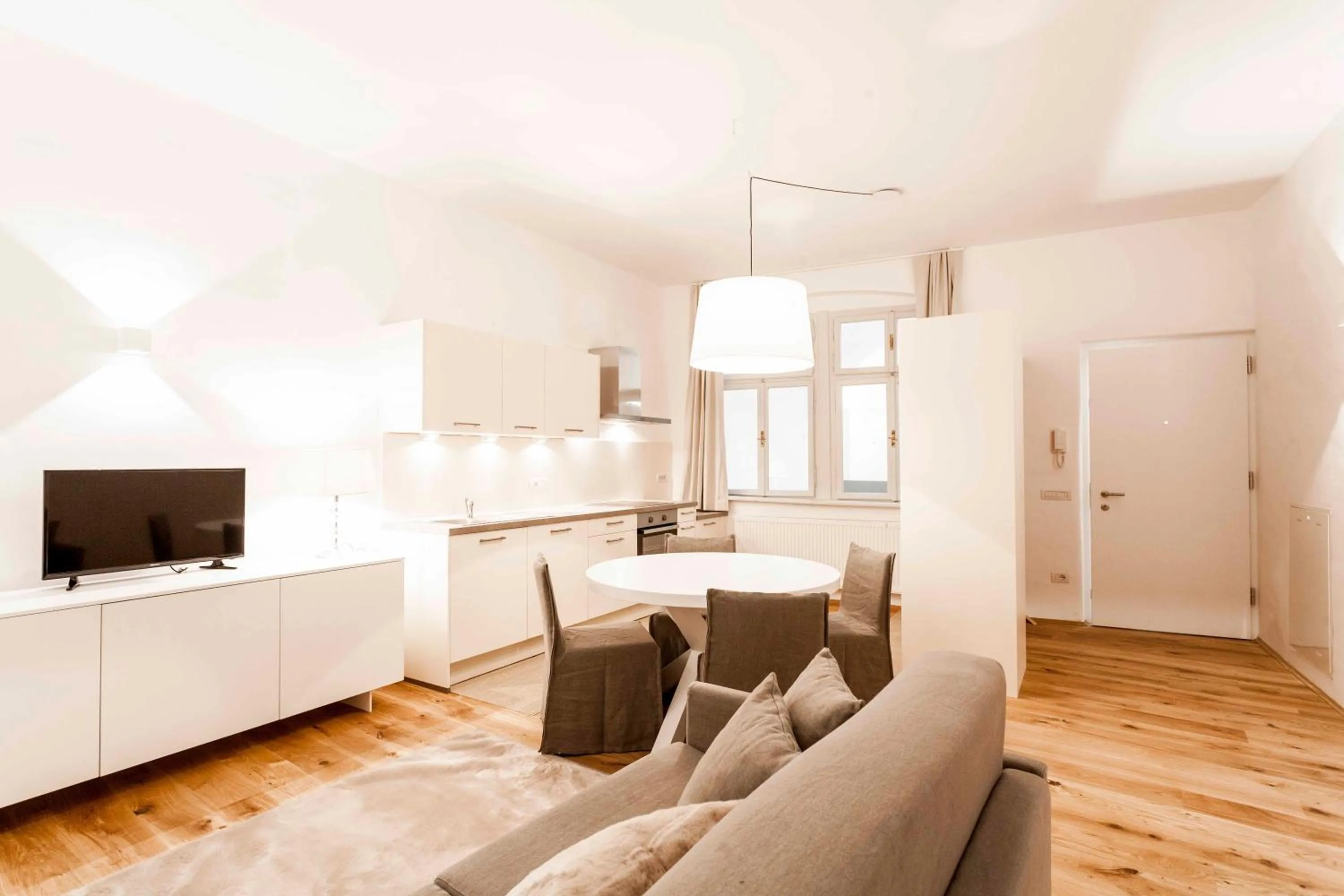 Two-Bedroom Apartment in Stay COOPER l Laubenhaus