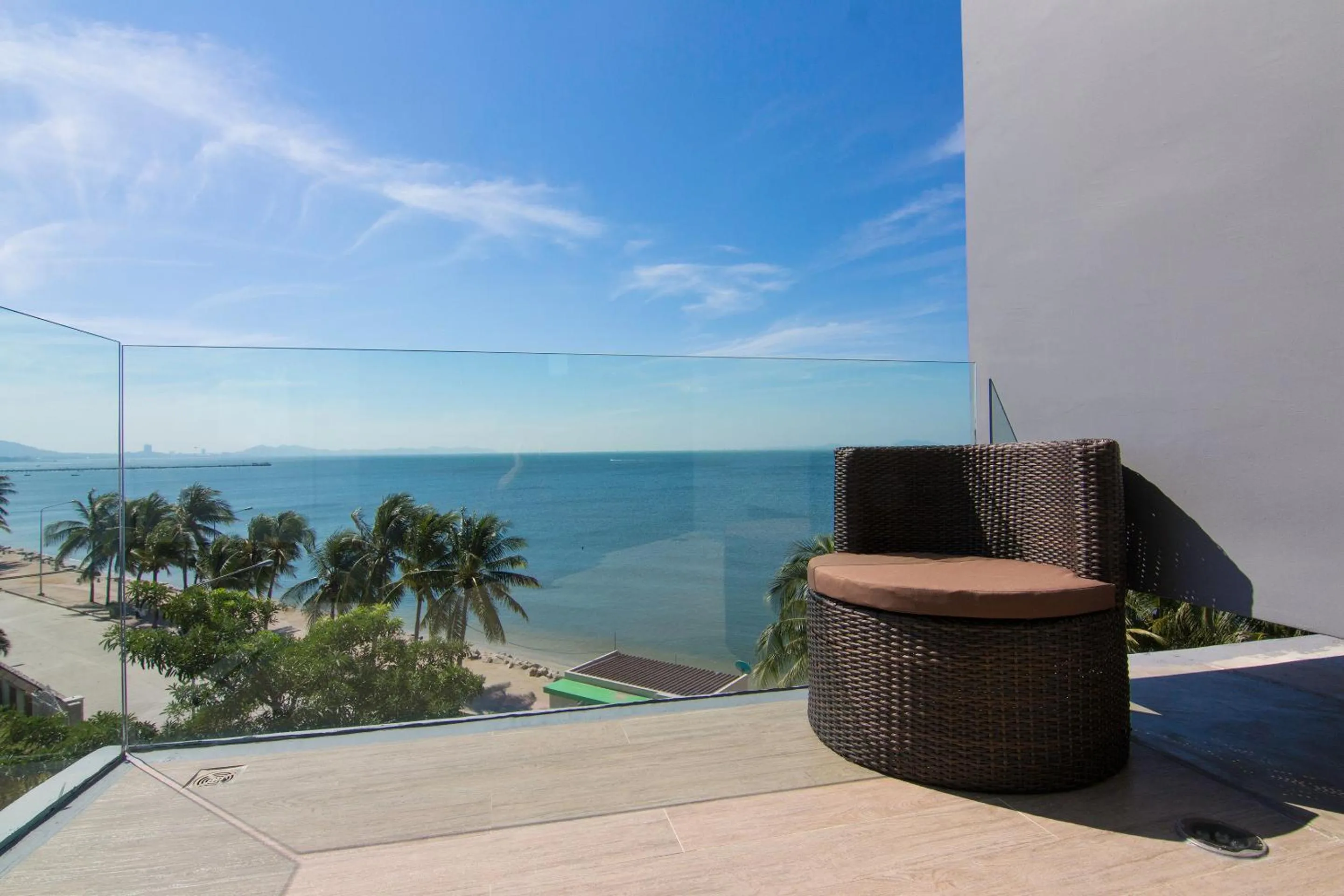 Balcony/Terrace in Kalm Bangsaen Hotel