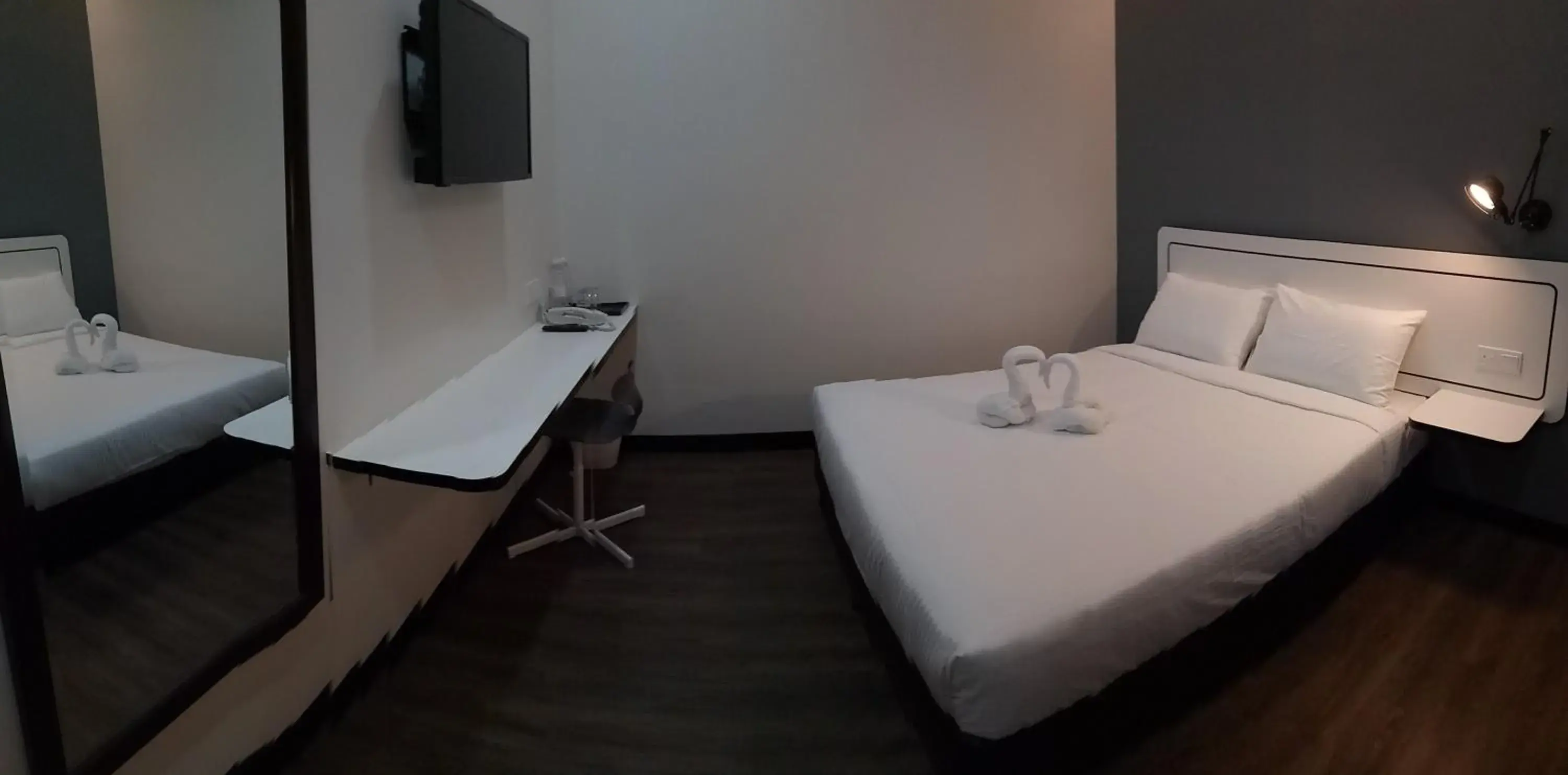 Standard Double Room - single occupancy in NueVo Boutique Hotel, Kota Kemuning, Shah Alam Standard Double Room - single occupancy in NueVo Boutique Hotel, Kota Kemuning, Shah Alam
