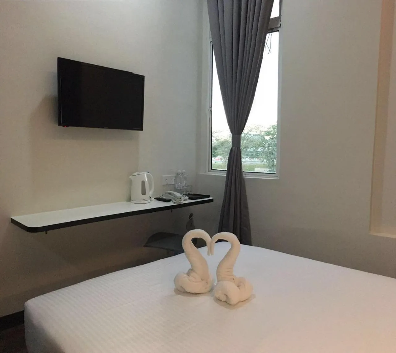 Bed in NueVo Boutique Hotel, Kota Kemuning, Shah Alam