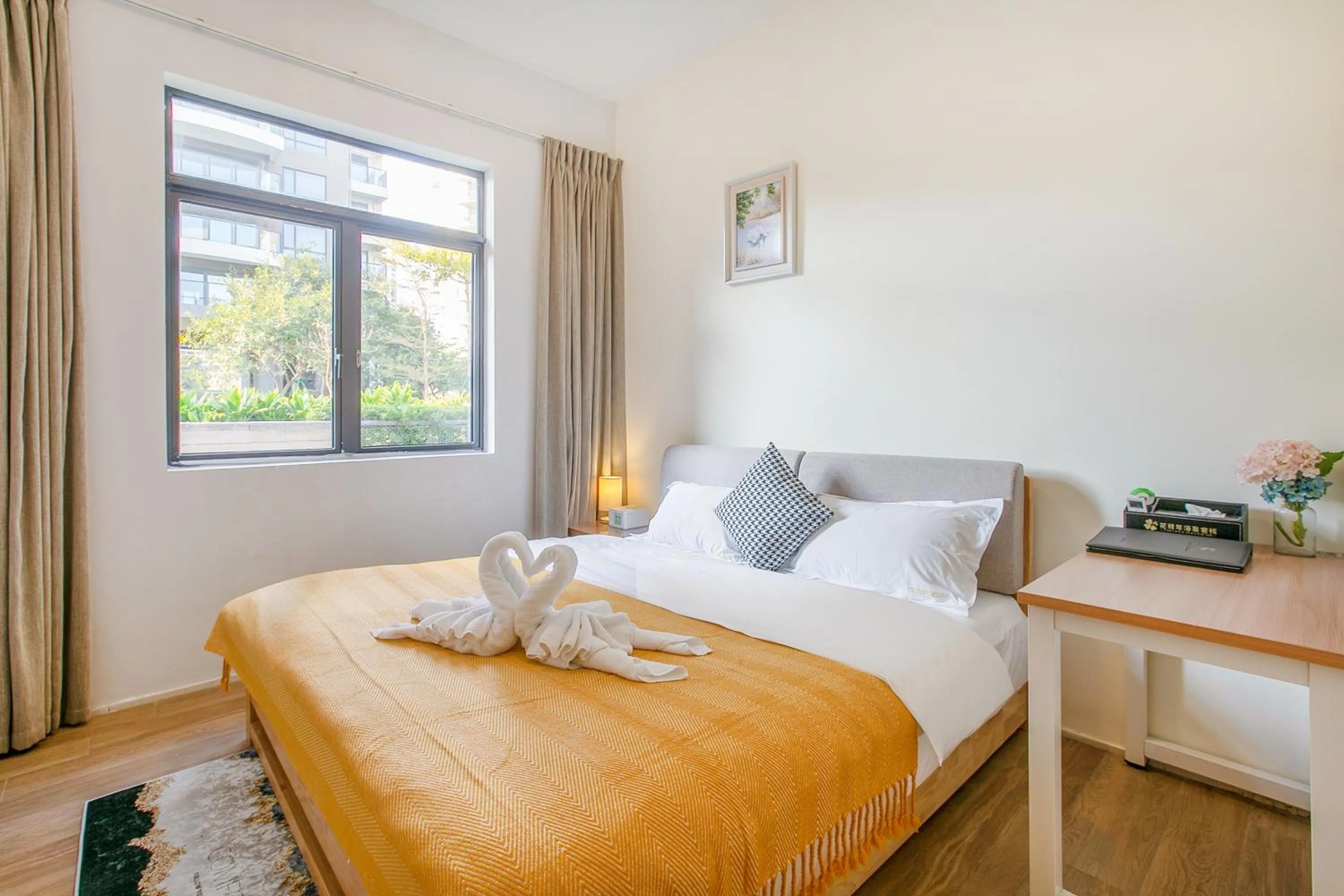 Bed in HuiZhou HuaYangNian Seaview Guesthouse