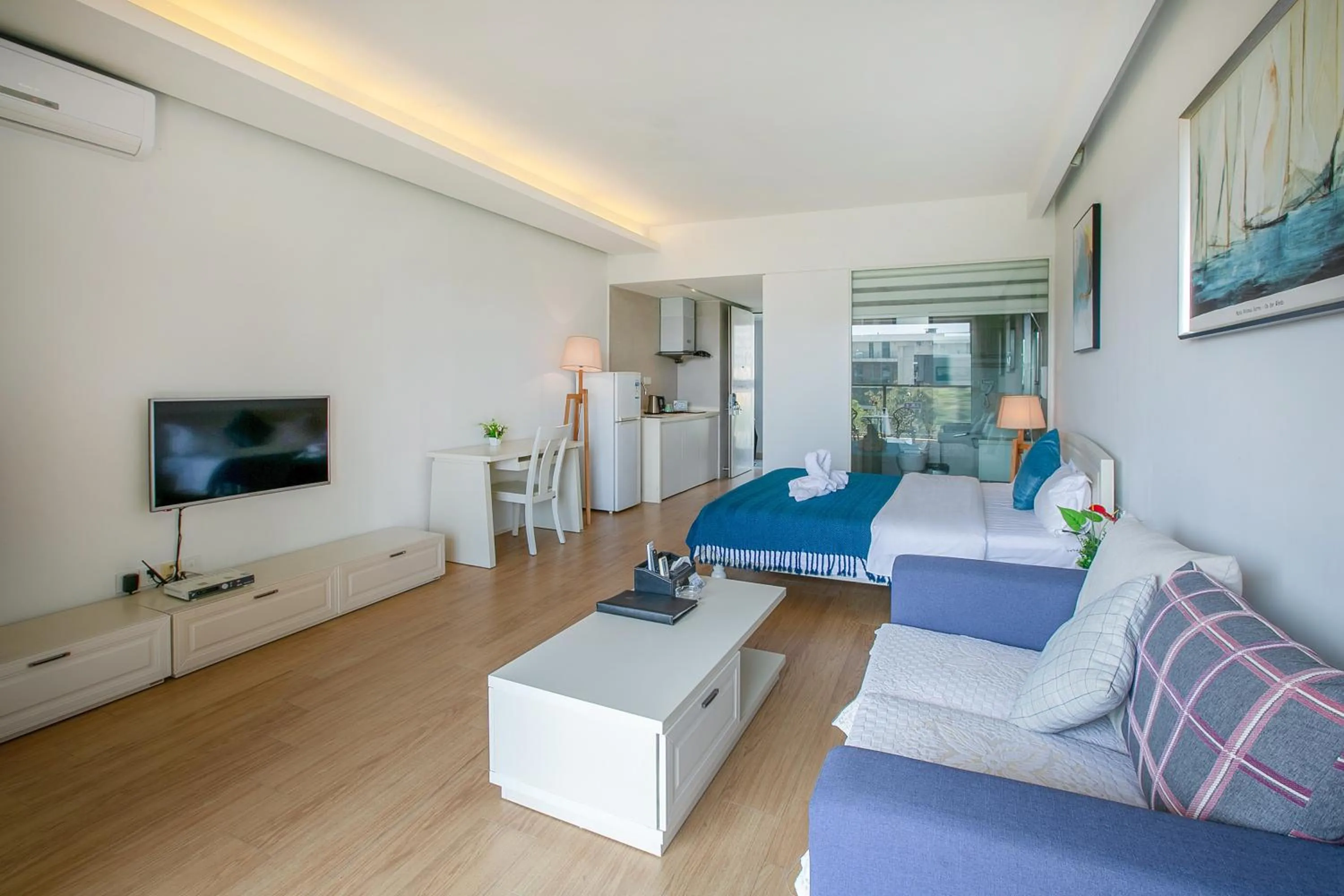 Bed in HuiZhou HuaYangNian Seaview Guesthouse