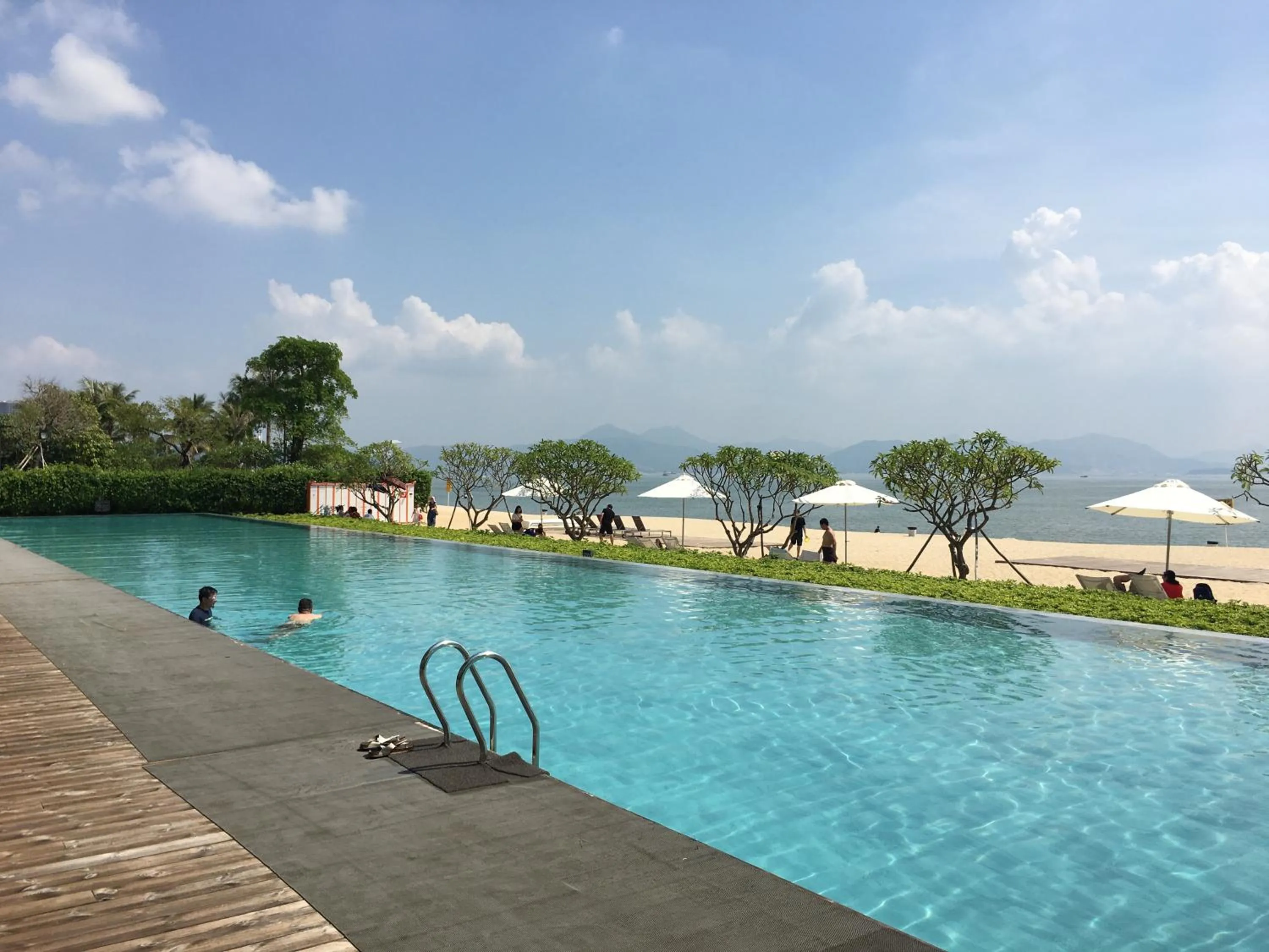 Swimming pool in HuiZhou HuaYangNian Seaview Guesthouse