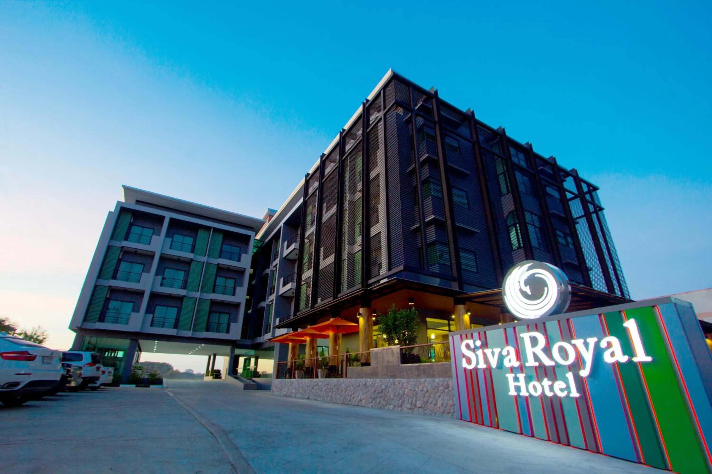 Facade/entrance in Siva Royal Hotel