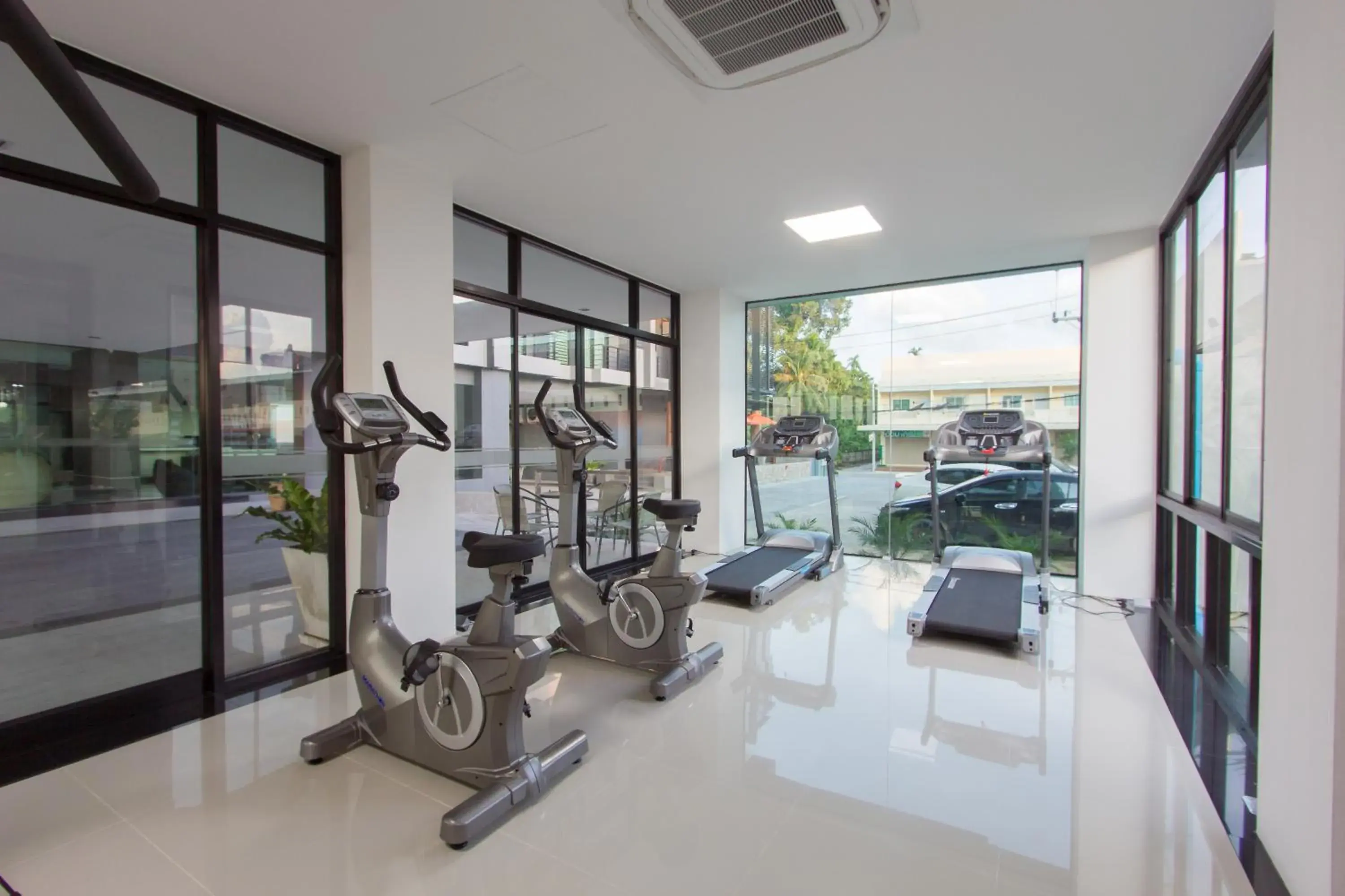 Fitness centre/facilities in Siva Royal Hotel Fitness centre/facilities in Siva Royal Hotel