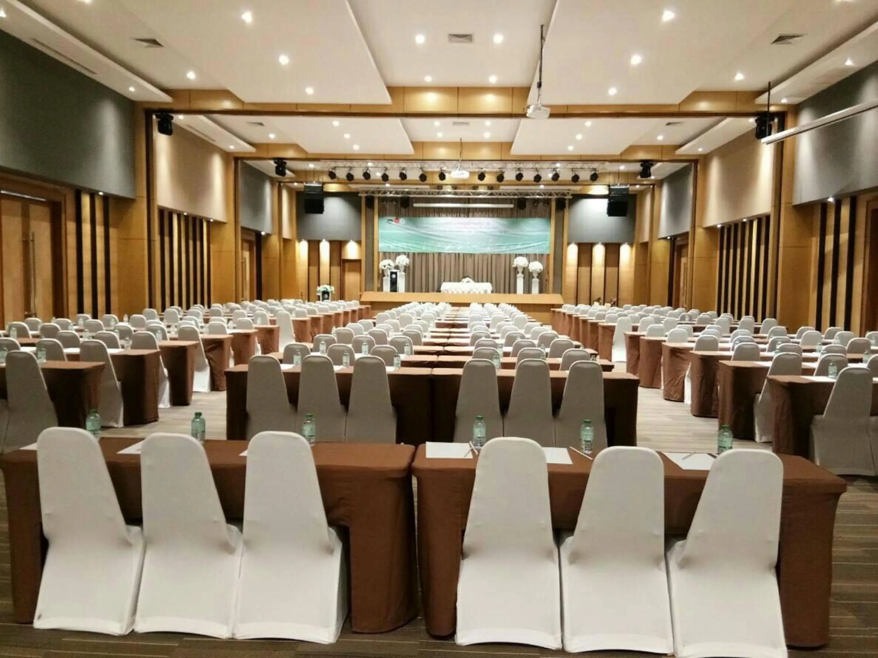 Meeting/conference room in Siva Royal Hotel