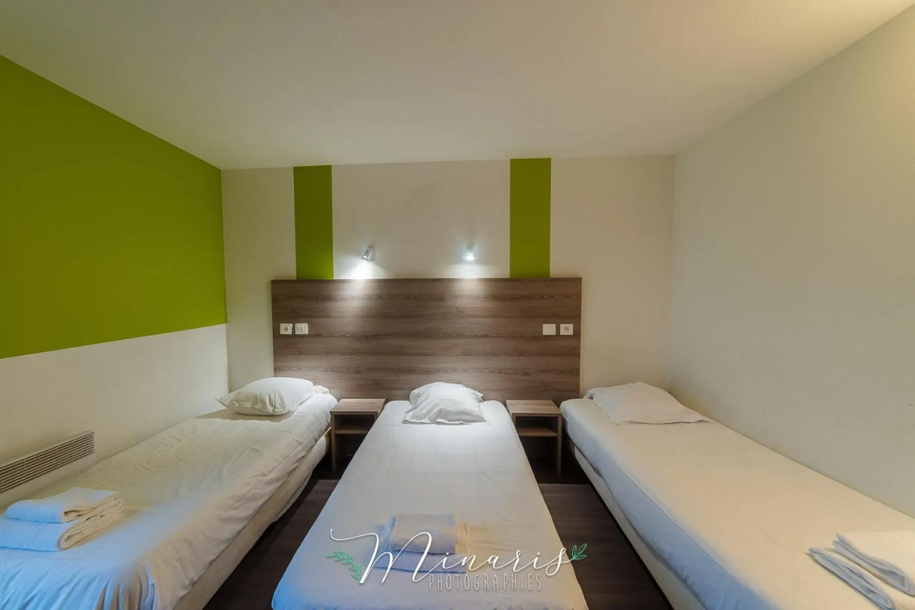 Bedroom, Bed in B Hotel Troyes Aéroport