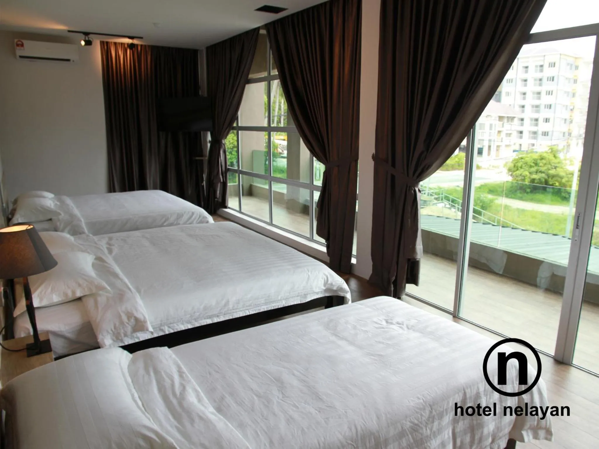 Street view, Bed in Hotel Nelayan