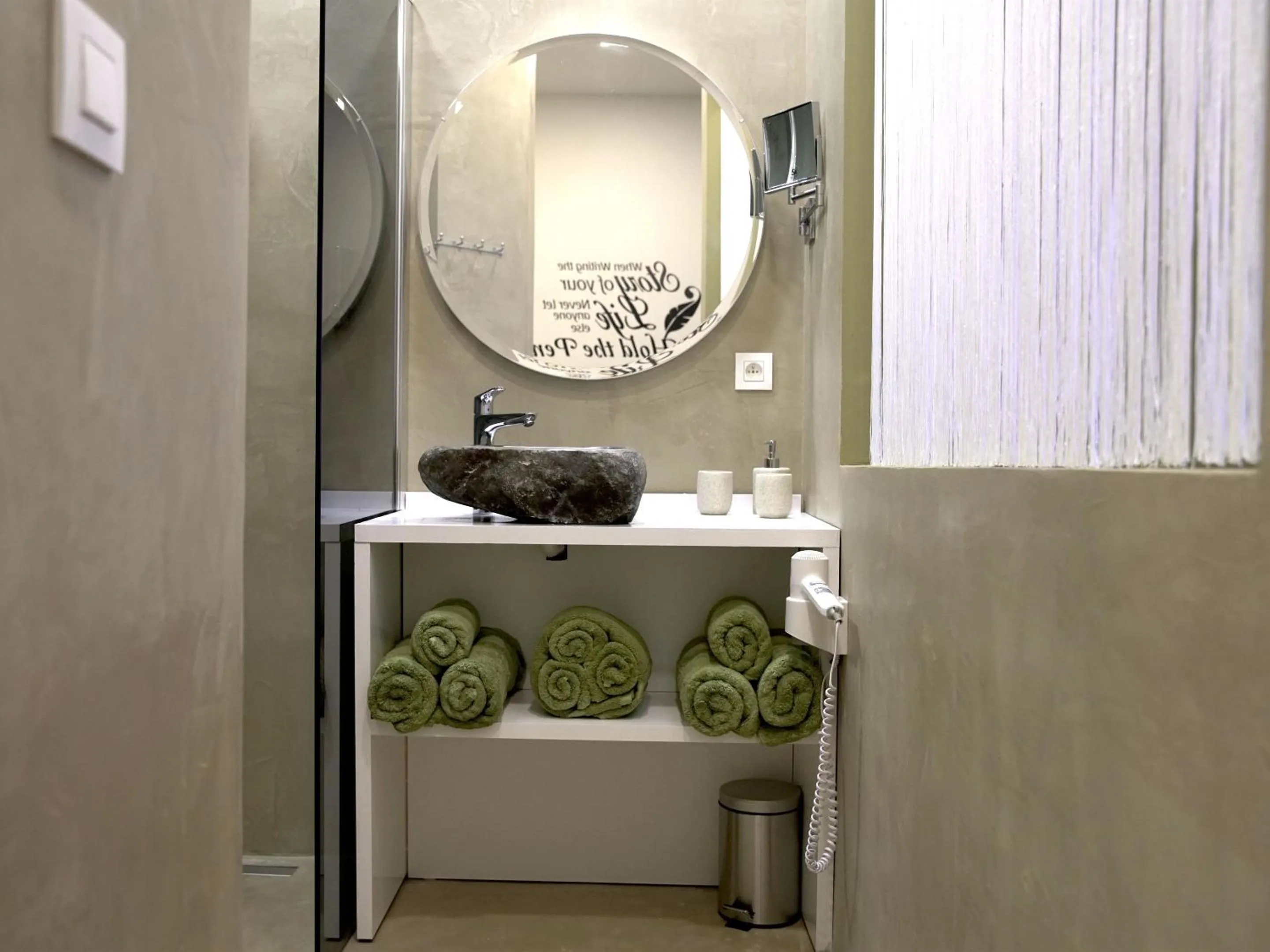 Bathroom in B&B Be In Brussels