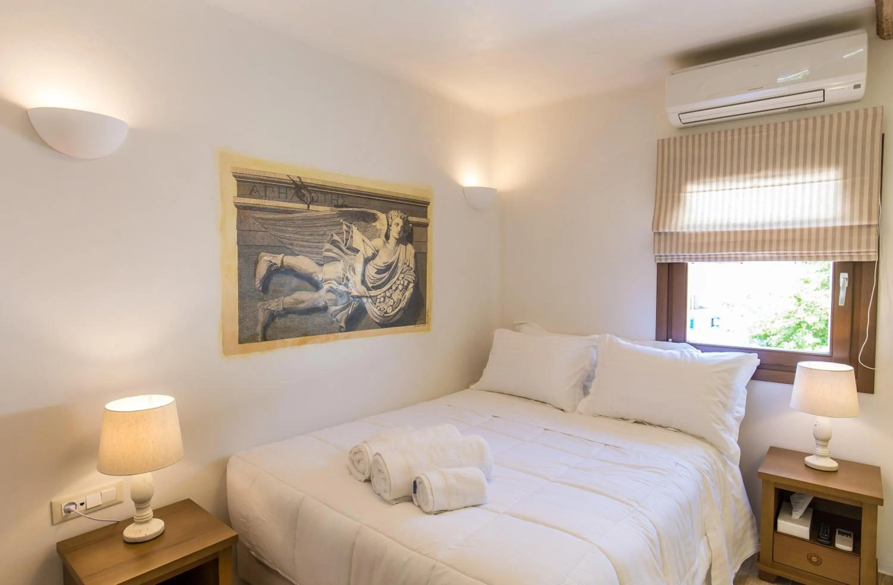 Bed in Anagram Hotel