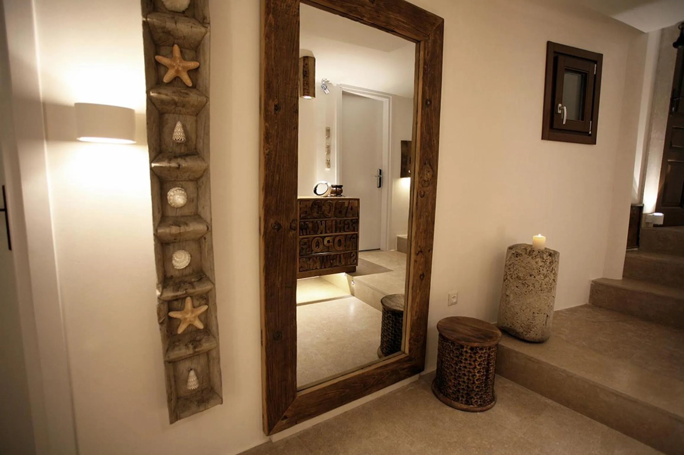 Lobby or reception in Anagram Hotel