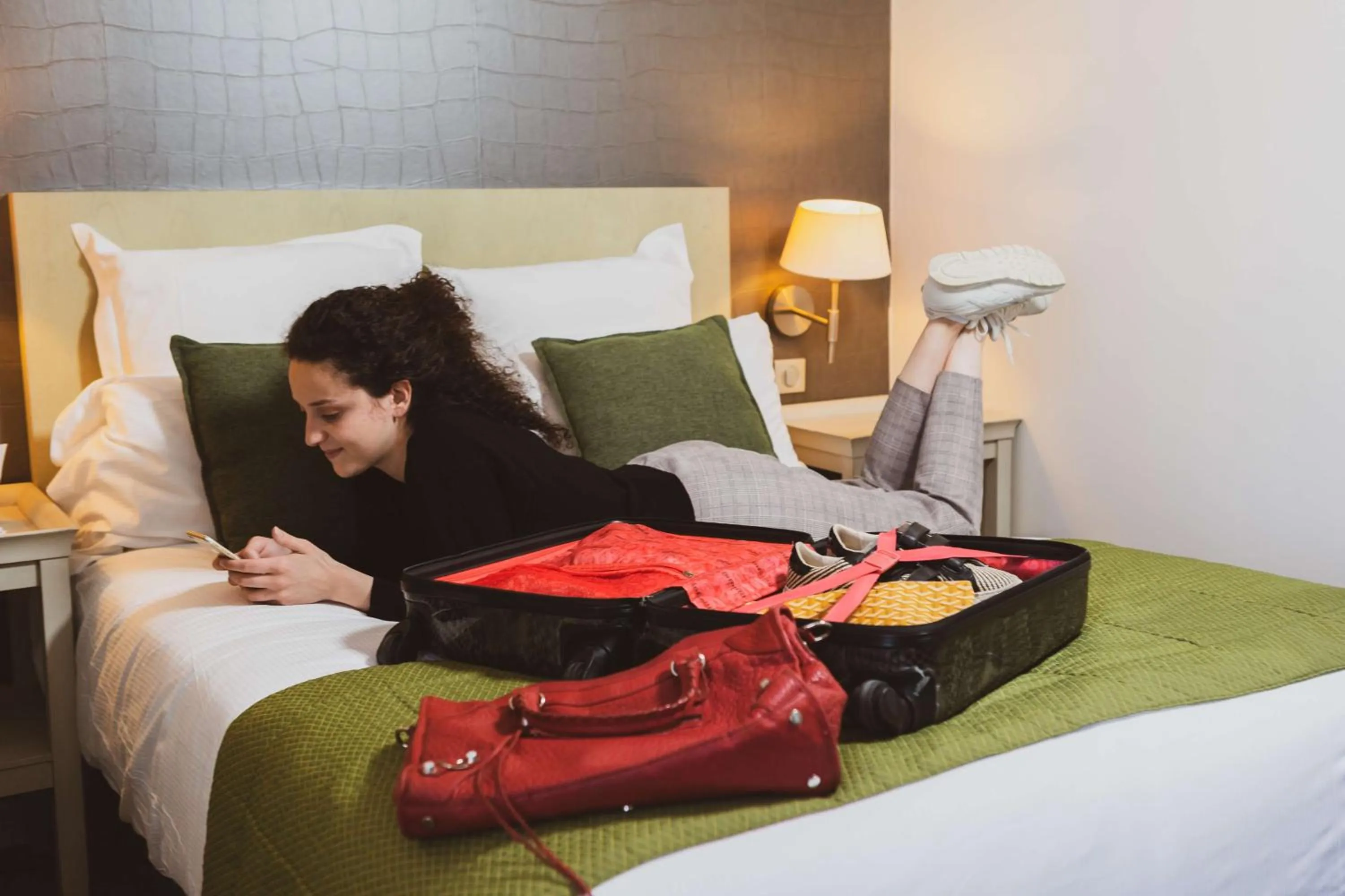 Photo of the whole room, Bed in Hôtel Le Donjon - Cœur de La Cité Médiévale