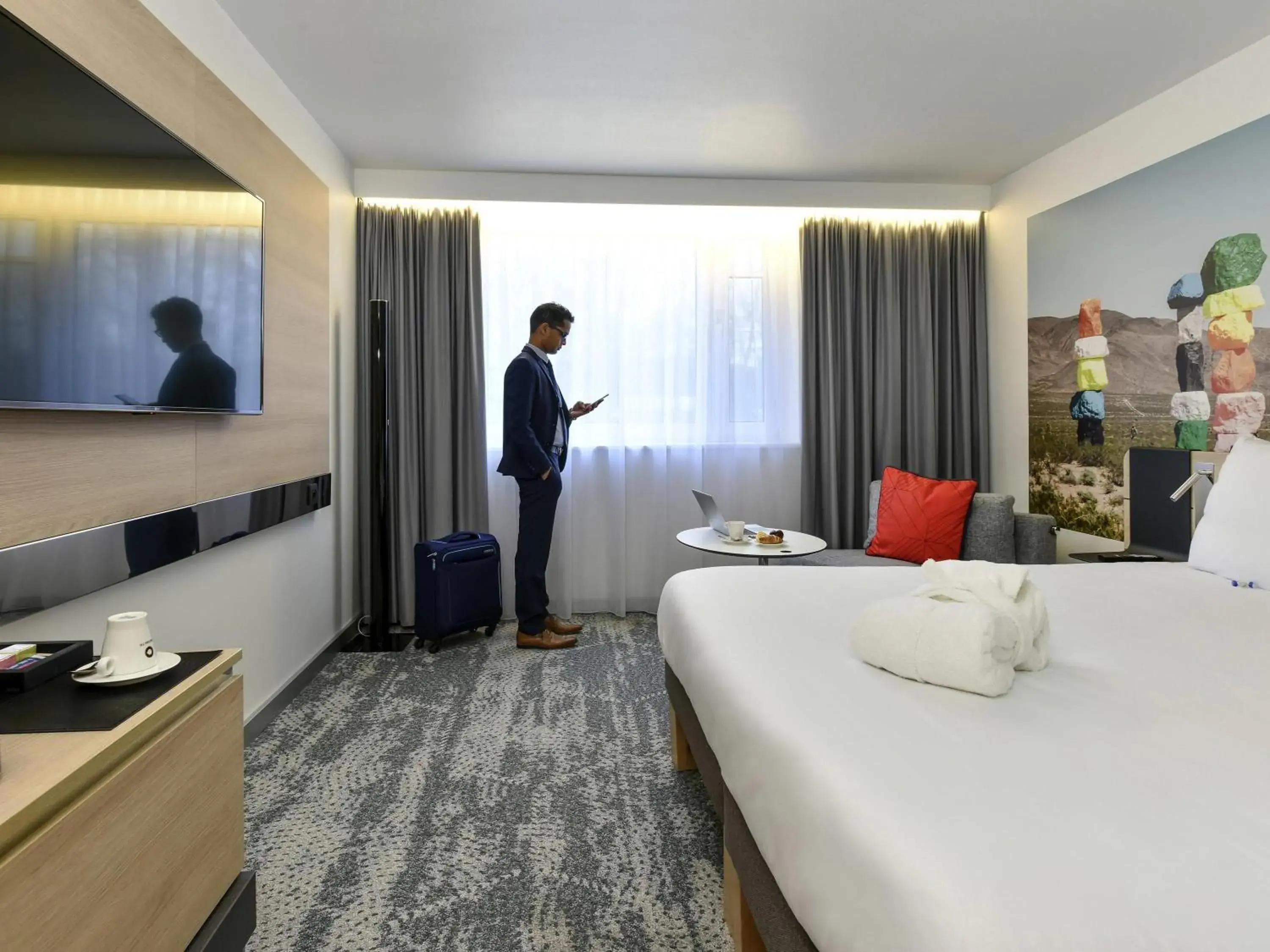 Superior King or Twin Room with Sofa Bed in Novotel Wavre Brussels East Superior King or Twin Room with Sofa Bed in Novotel Wavre Brussels East