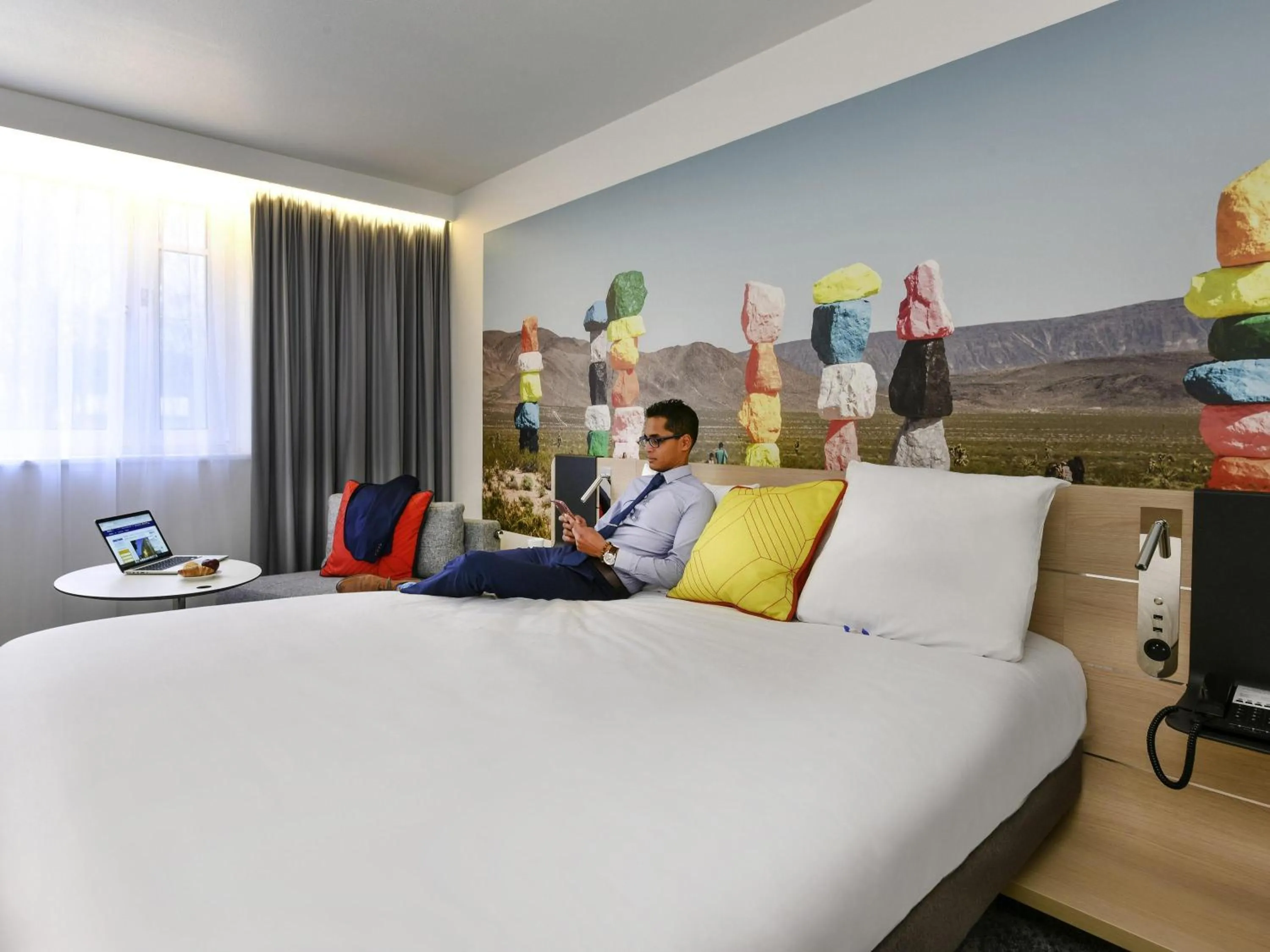 Bedroom, Bed in Novotel Wavre Brussels East