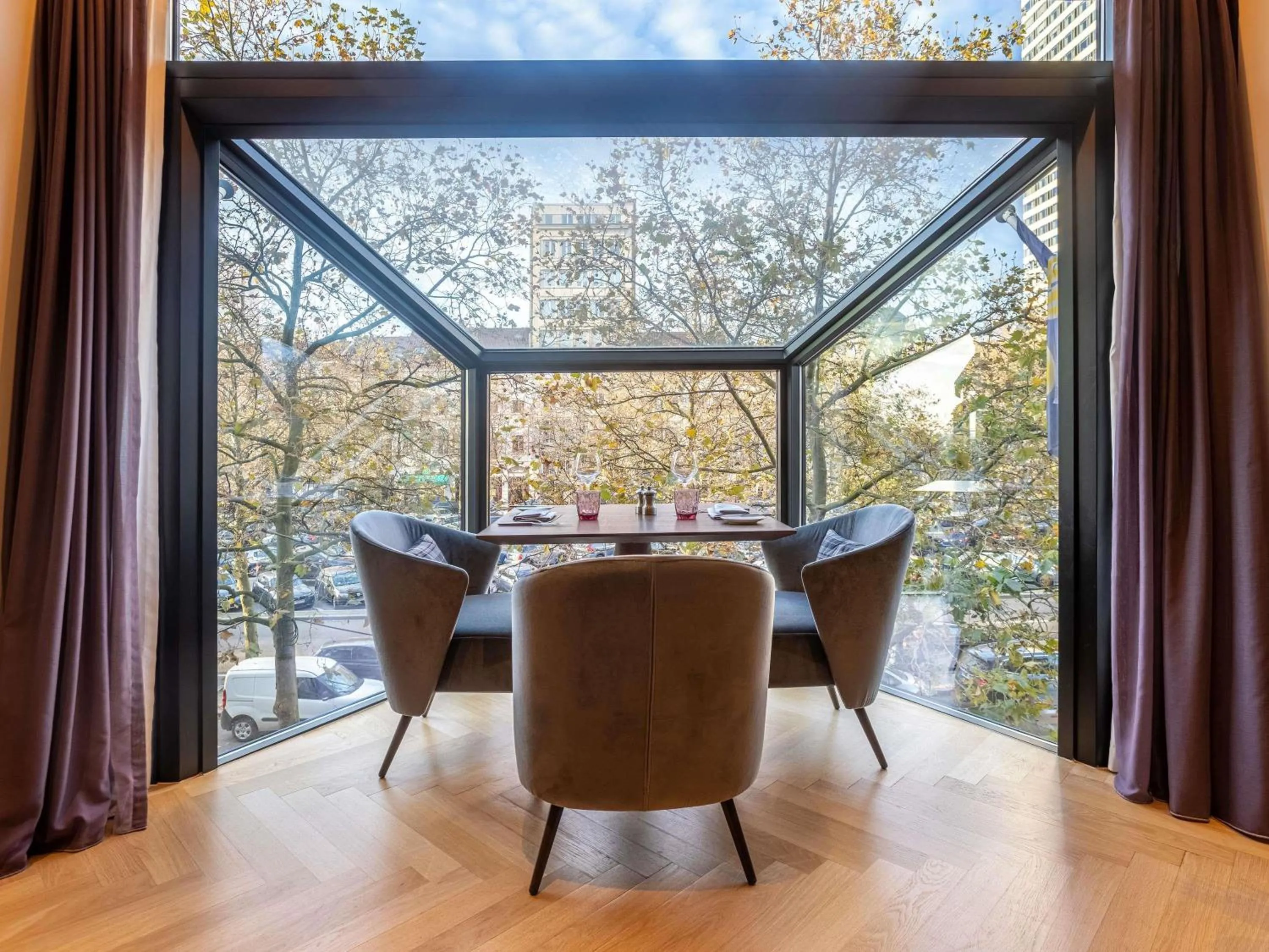 Meeting/conference room in Le Louise Hotel Brussels - MGallery Collection