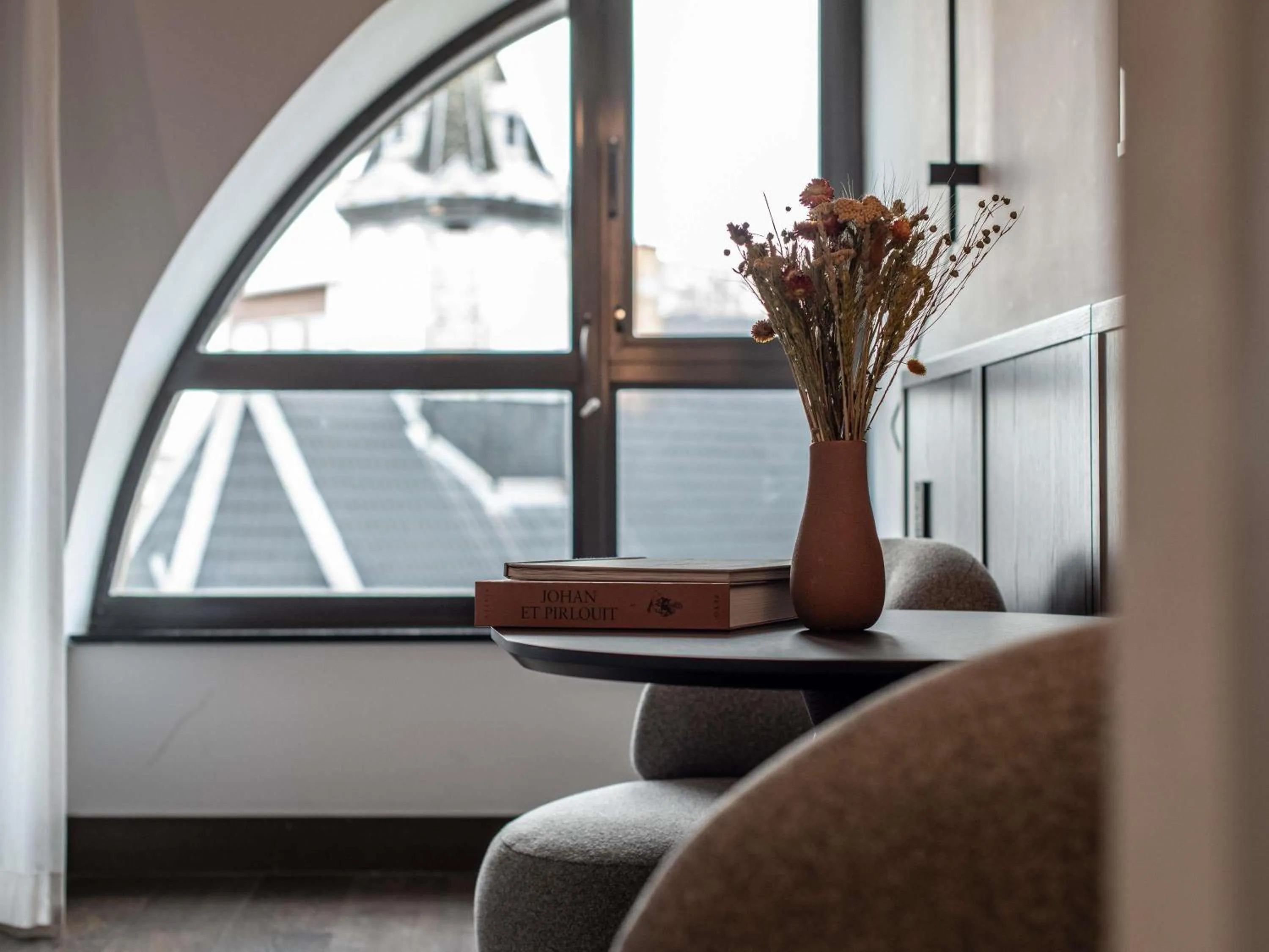 Bedroom in Le Louise Hotel Brussels - MGallery Collection