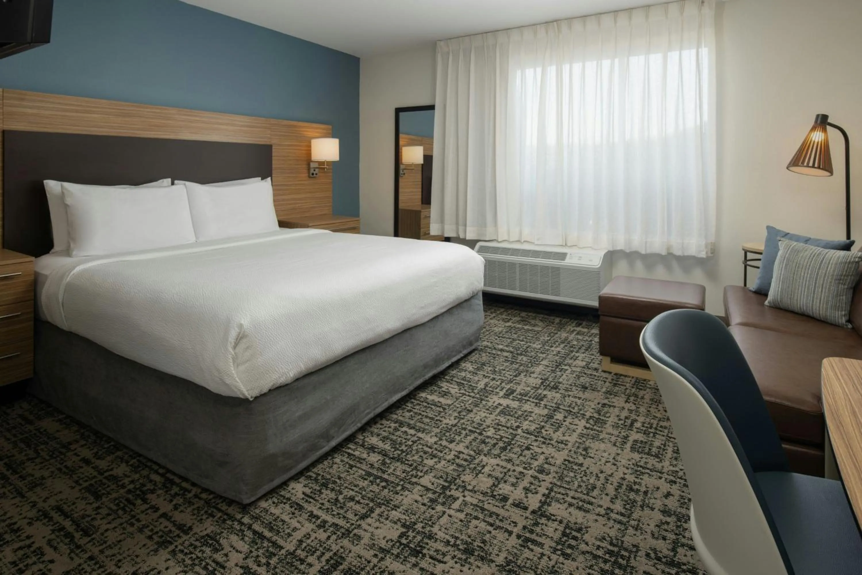 Photo of the whole room, Bed in TownePlace Suites by Marriott Lakeland