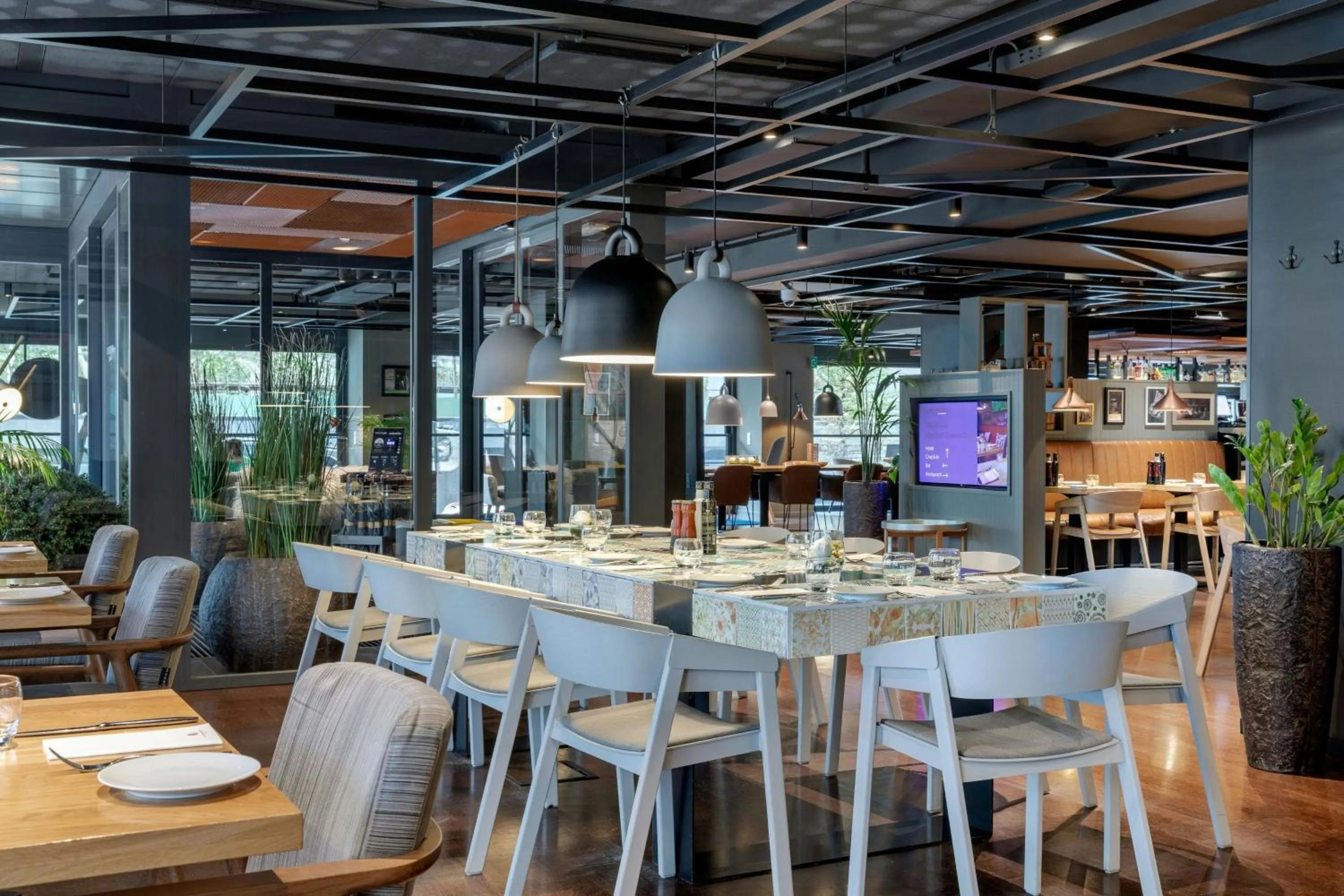 Restaurant/places to eat in Courtyard by Marriott Brussels EU