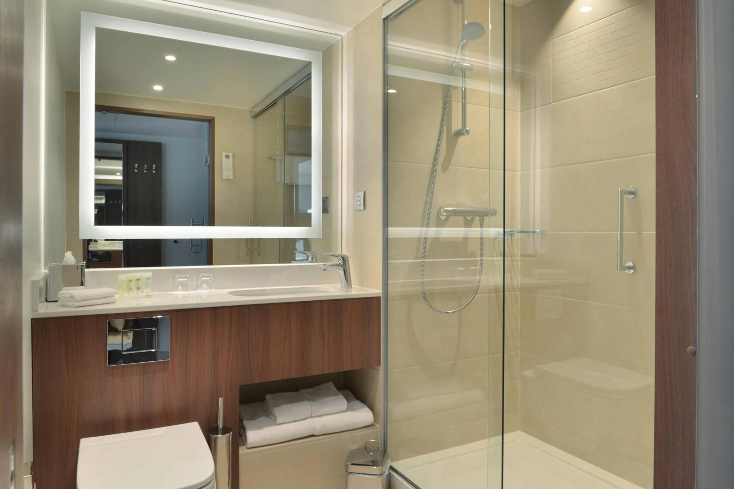 Bathroom in Courtyard by Marriott Brussels EU