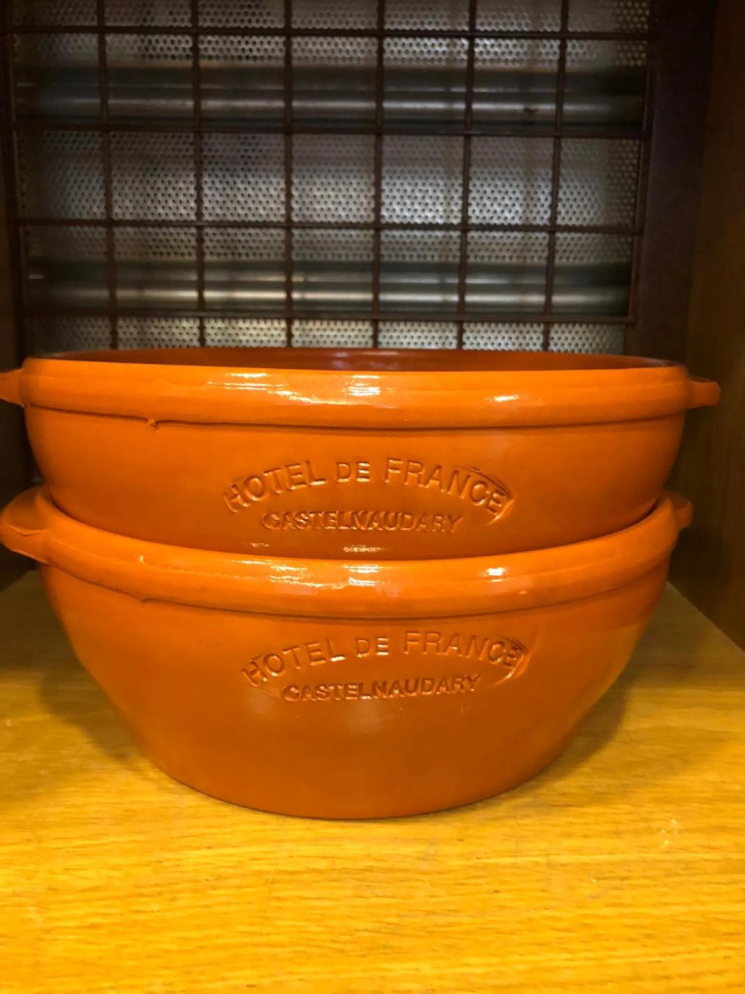 On-site shops in Hôtel Restaurant de France