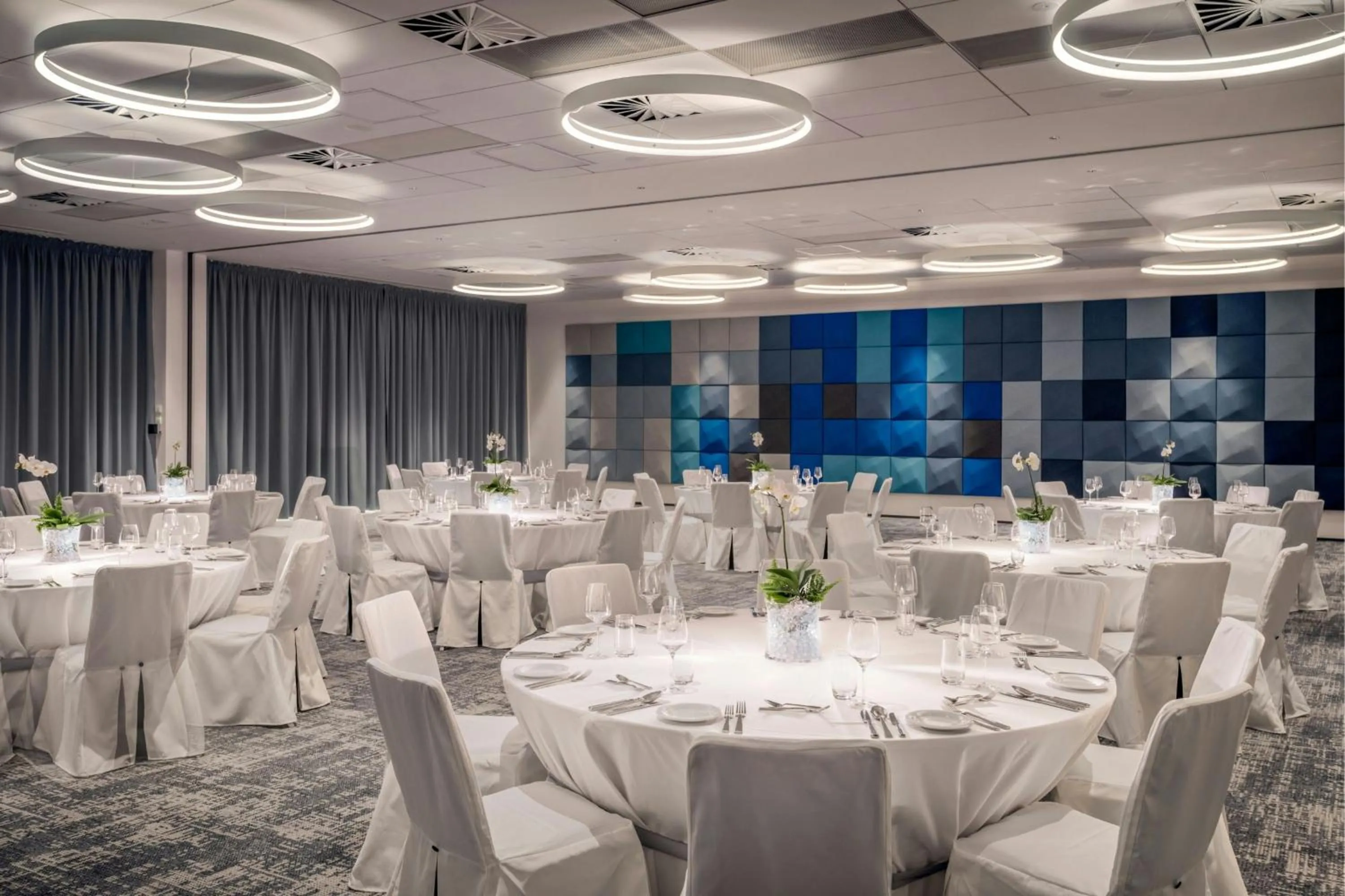 Meeting/conference room in Courtyard by Marriott Brno