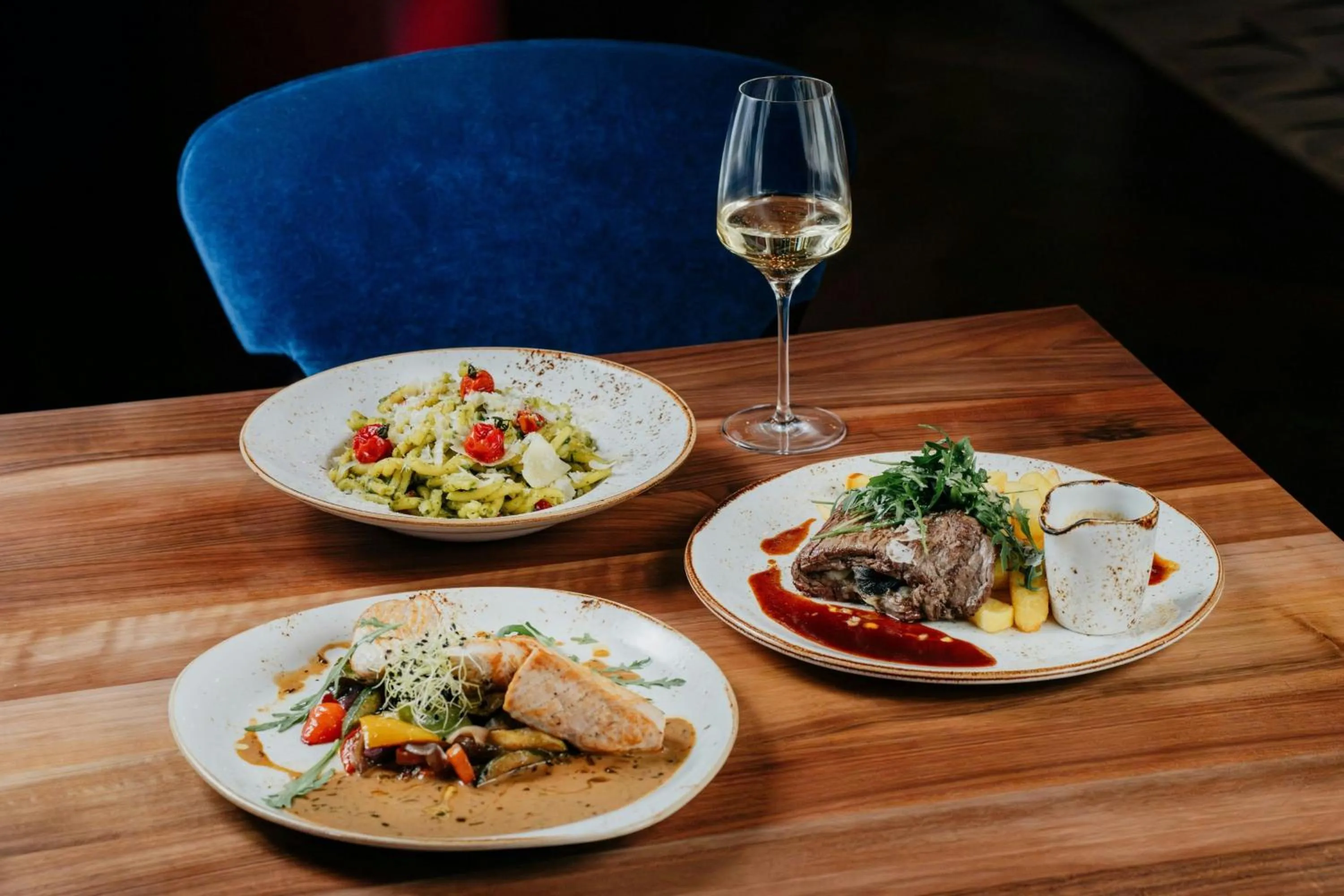 Restaurant/places to eat in Courtyard by Marriott Brno