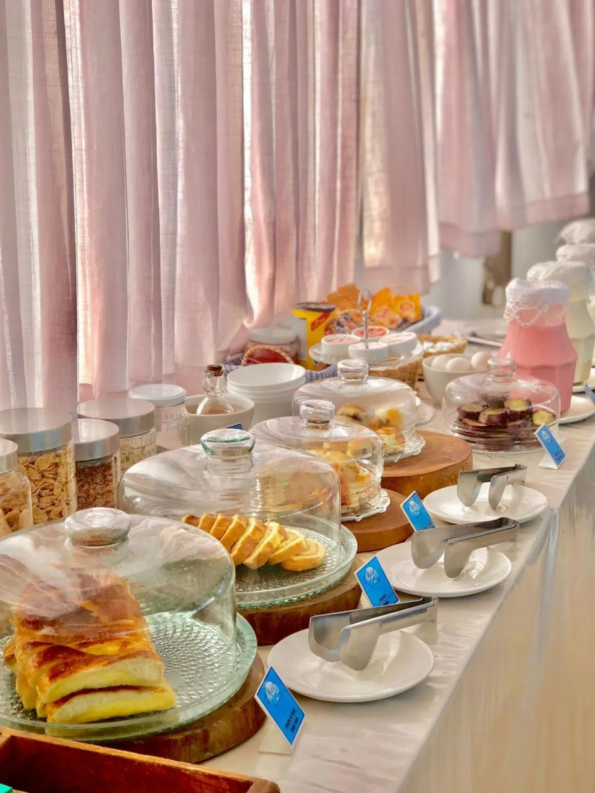 Breakfast in Hotel Maré Mansa