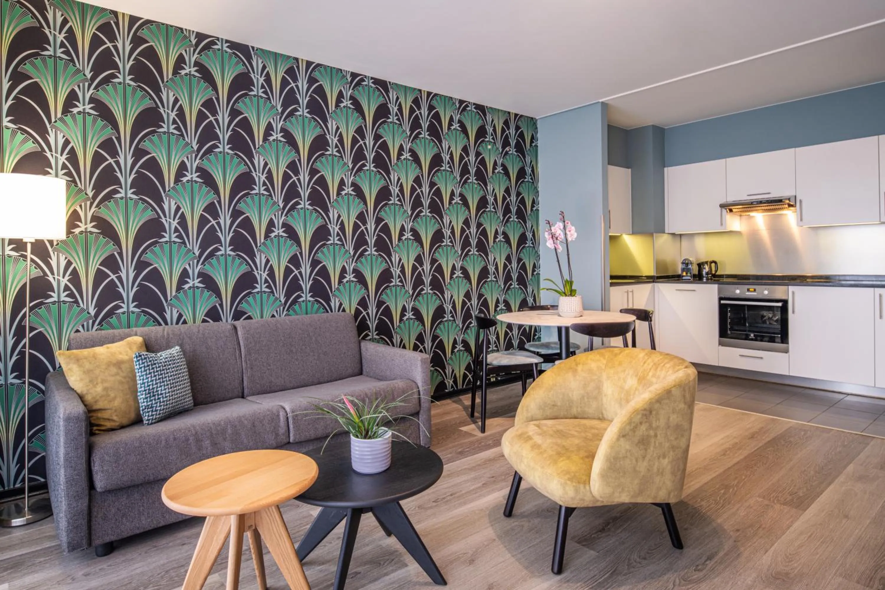 Living room in Thon Hotel Residence Parnasse Aparthotel