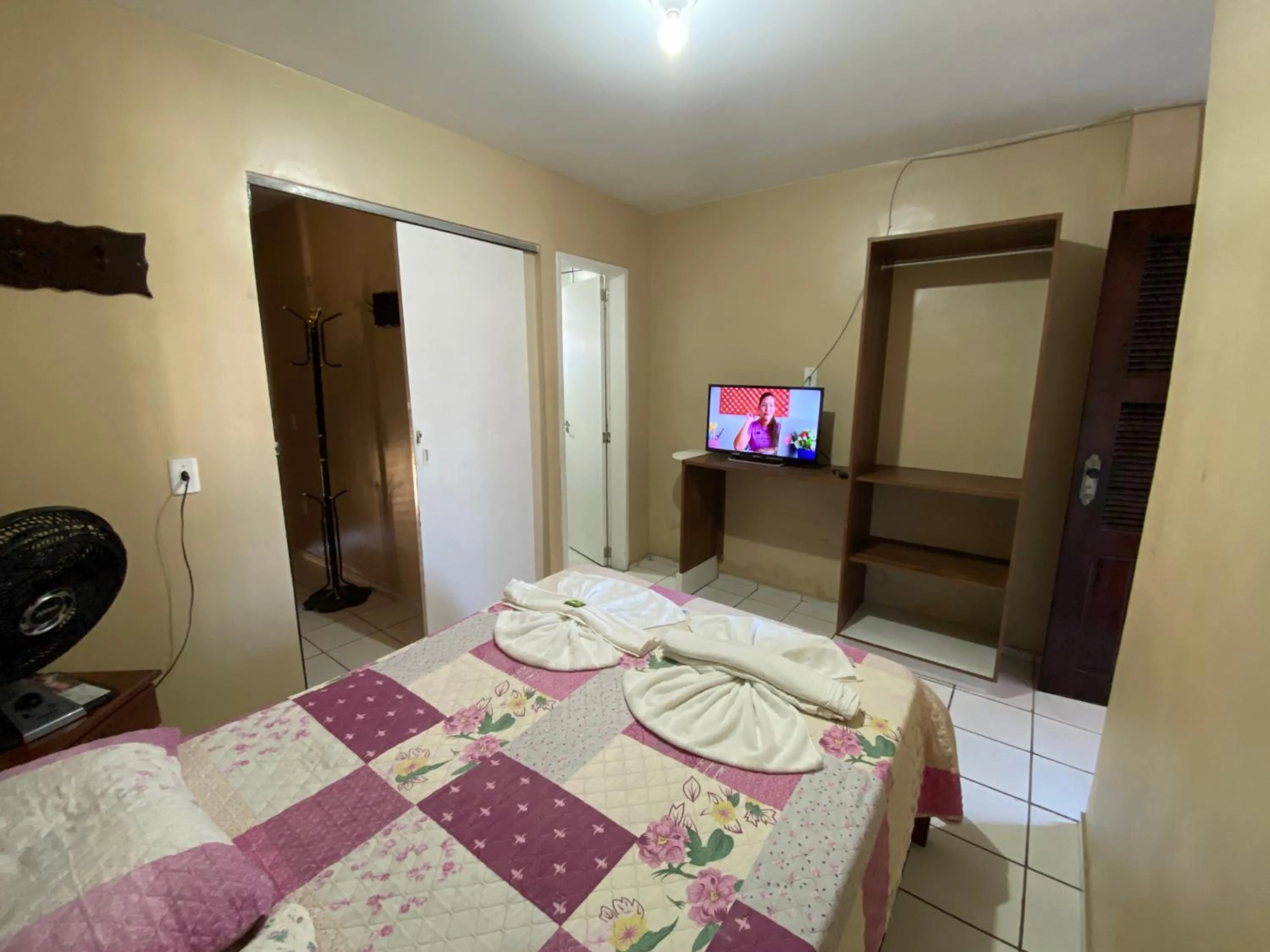 Photo of the whole room, Bed in Pousada Mucuripe