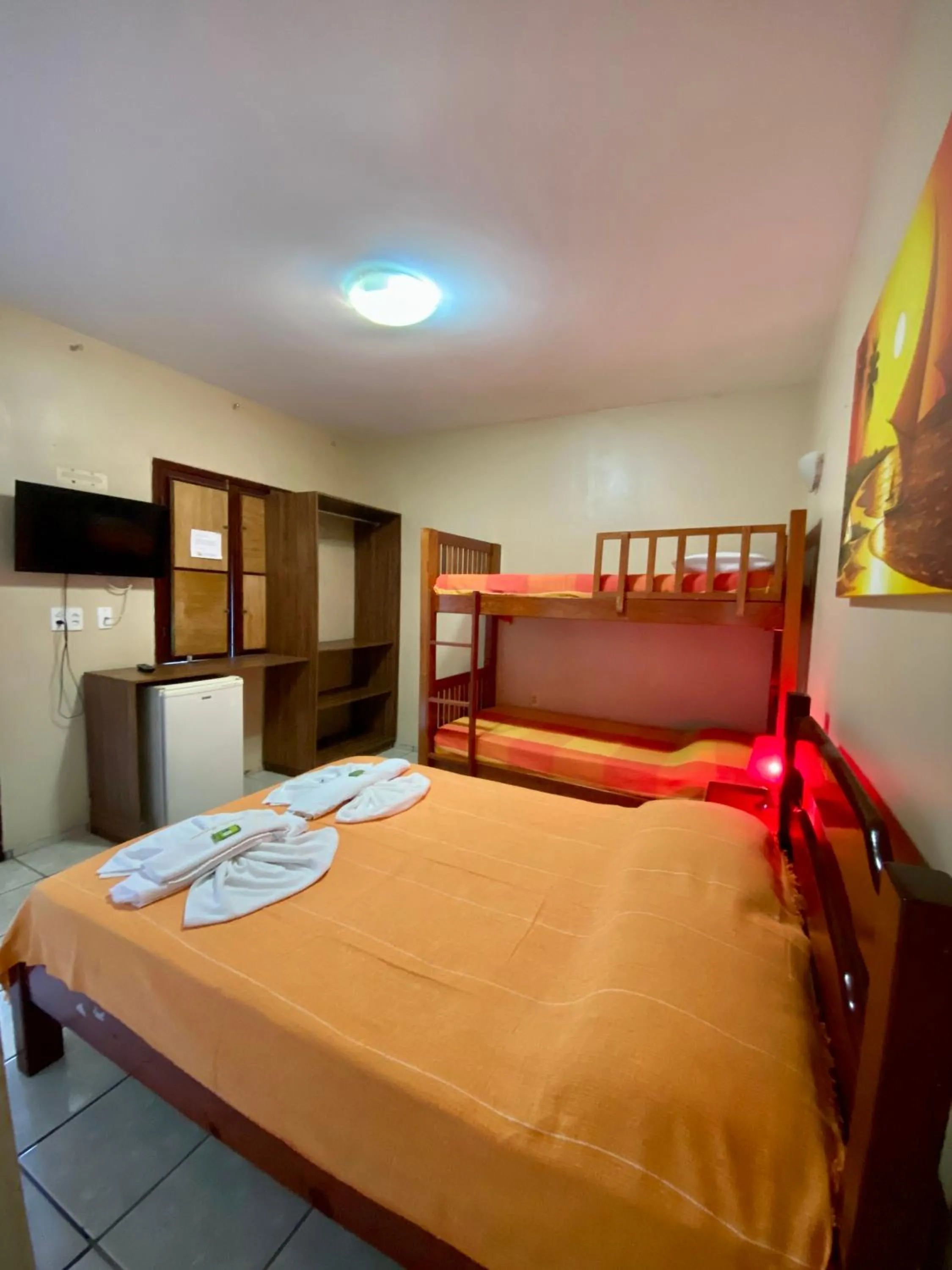 Photo of the whole room, Bed in Pousada Mucuripe