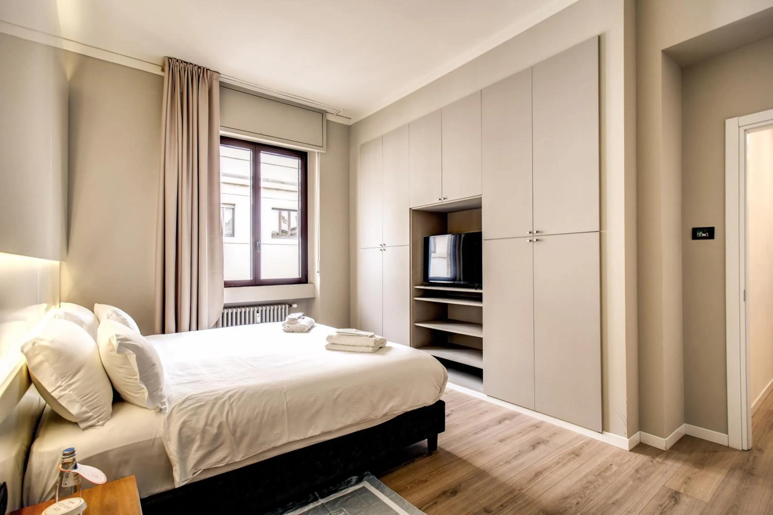 Bed in Suite Santa Tecla